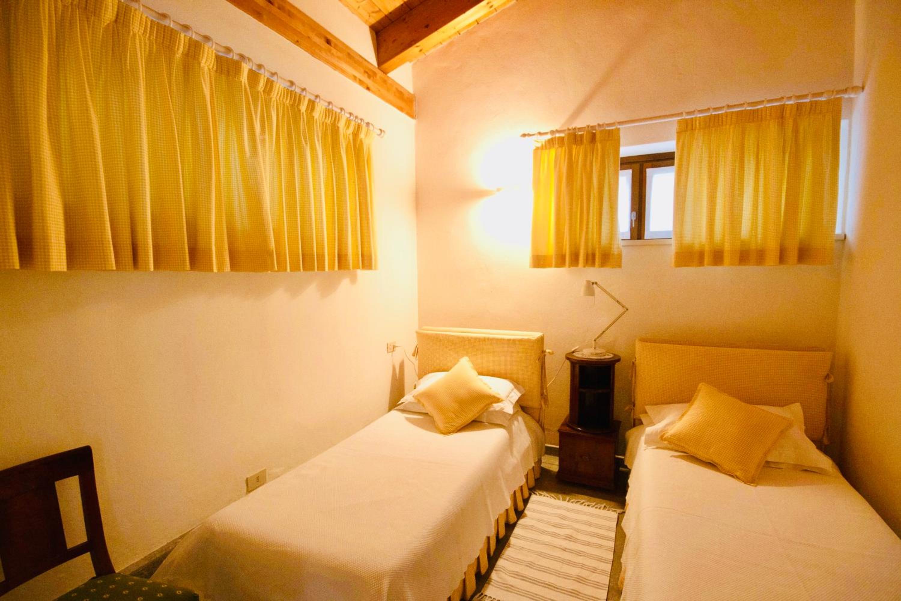 Two-Bedroom House photo 3