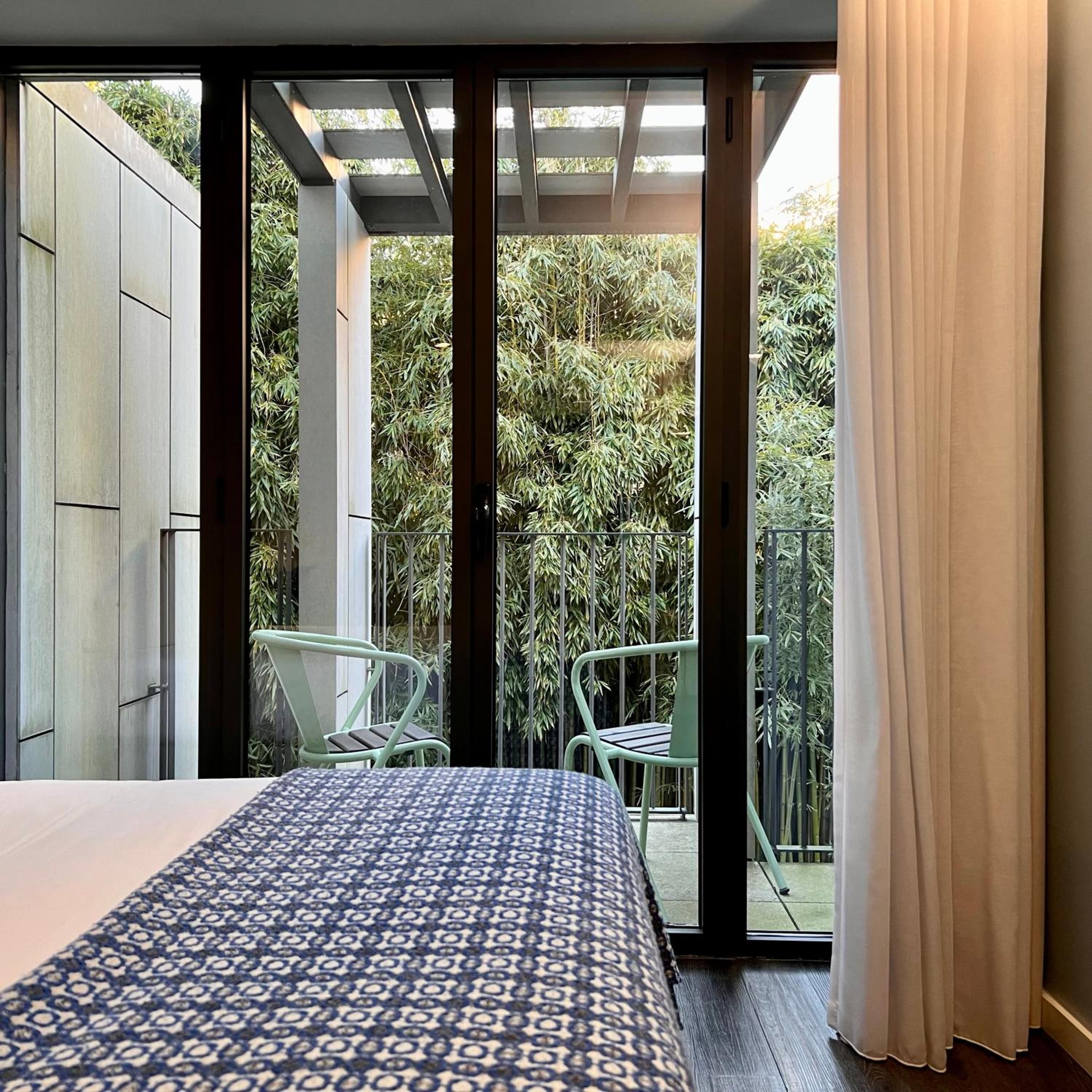Double Room with Garden View - Photo 8