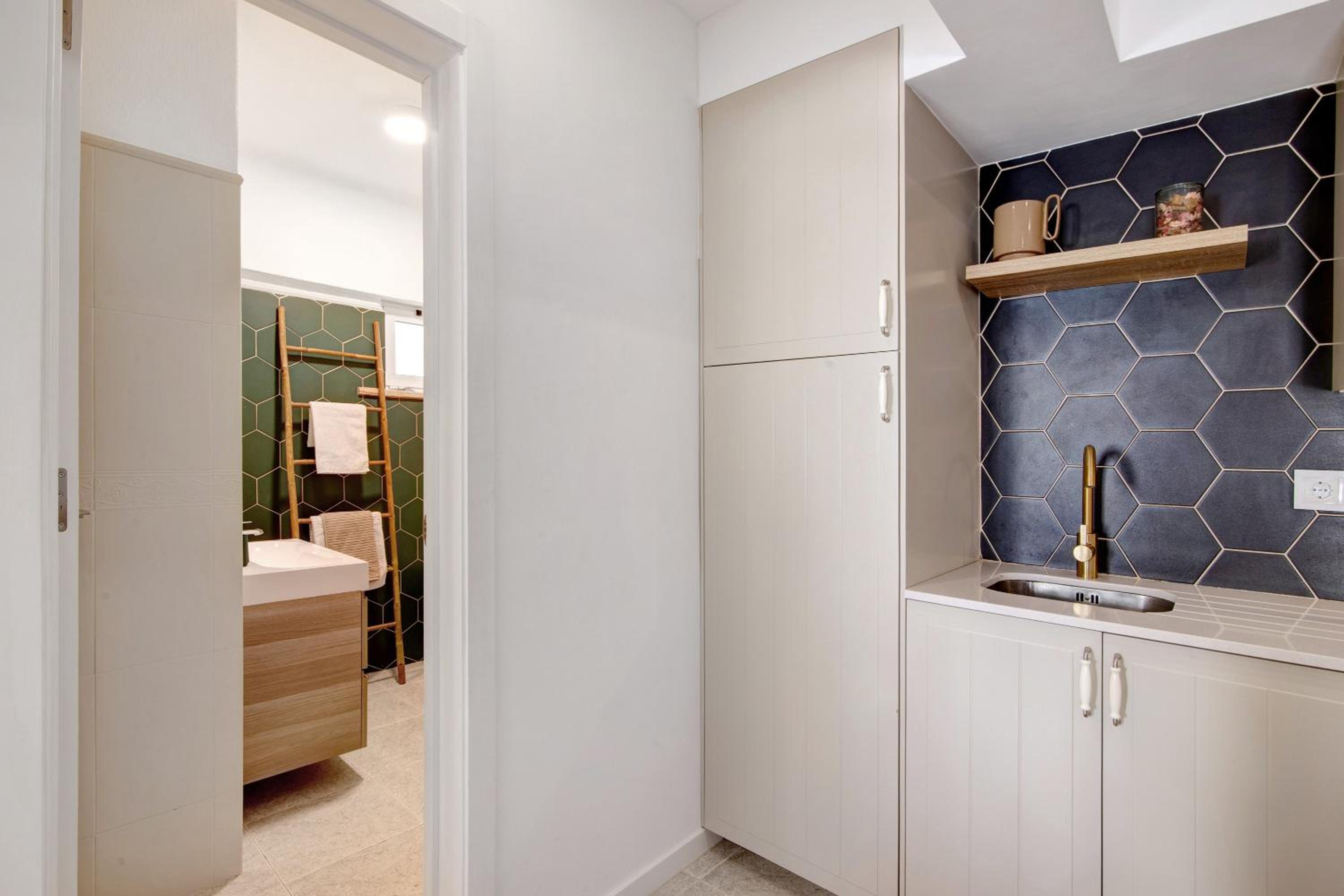 Superior One-Bedroom Apartment photo 3
