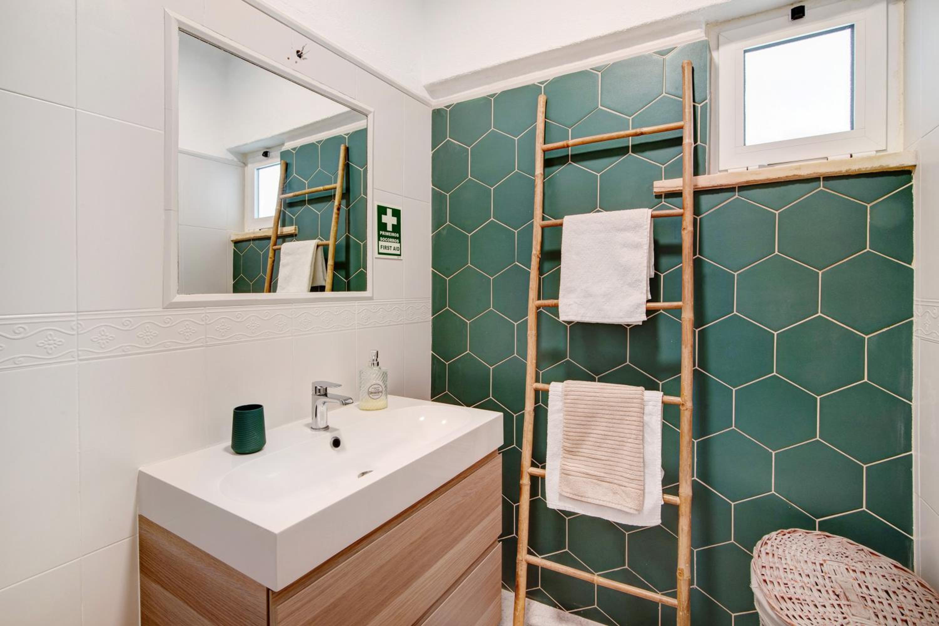 Superior One-Bedroom Apartment photo 2