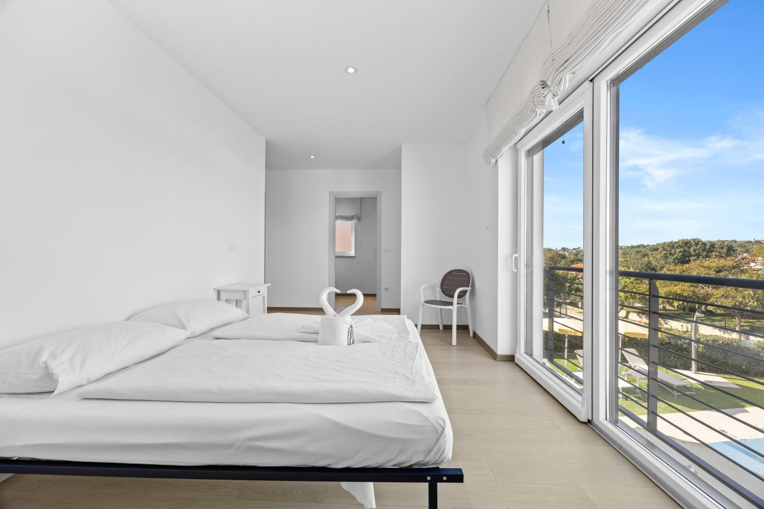 Three-Bedroom Villa - Disability Access