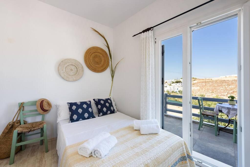 Three-Bedroom Villa photo 2