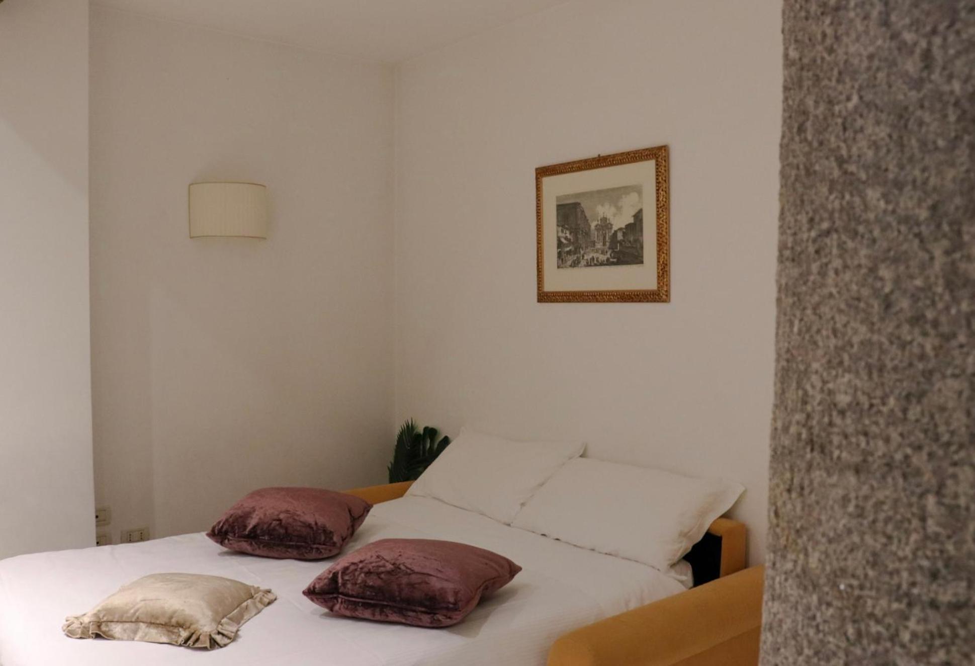 Superior One-Bedroom Apartment photo 2