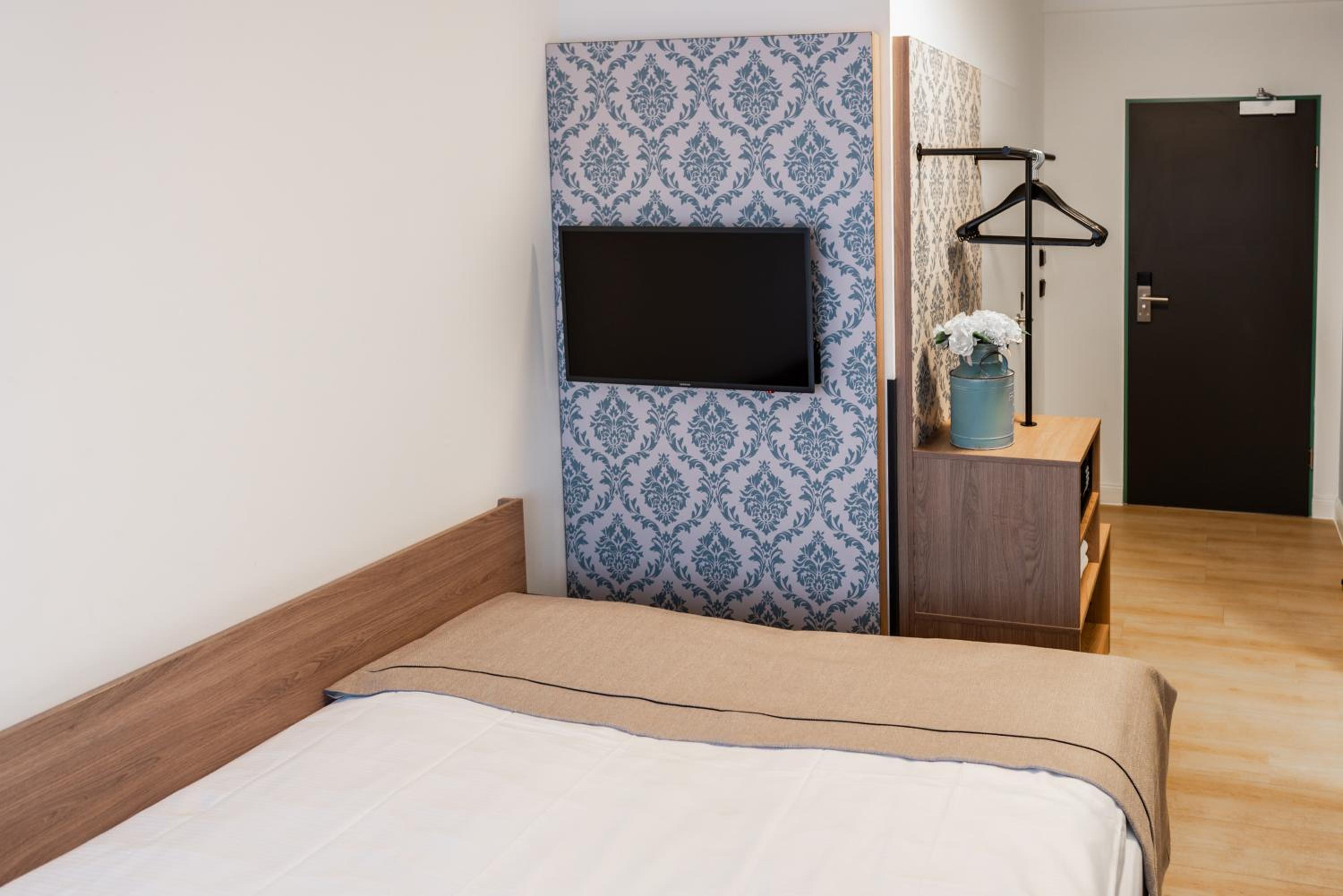 Standard Room - Photo 1