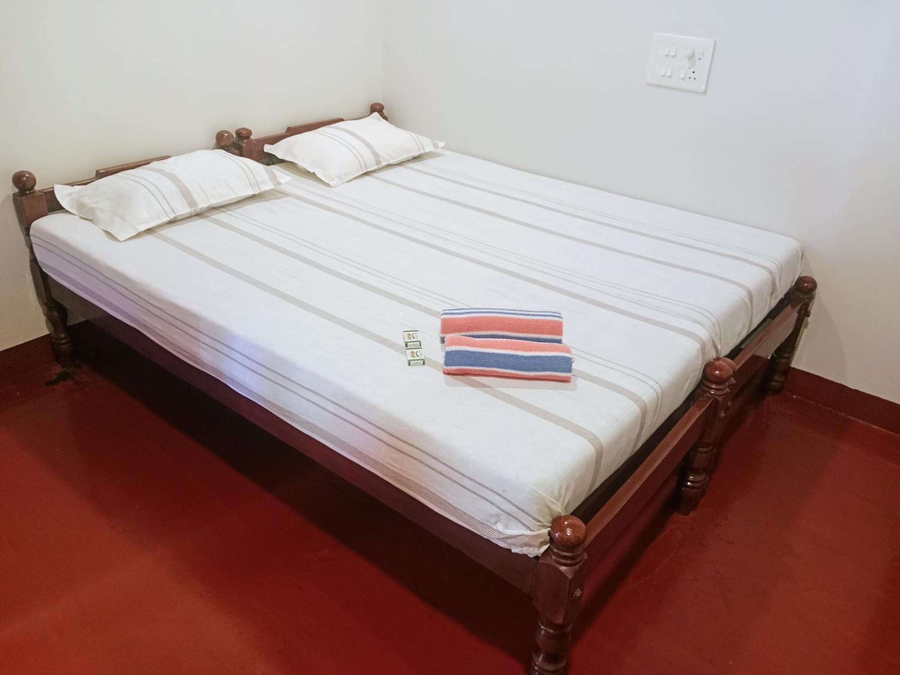 Budget Twin Room photo 1