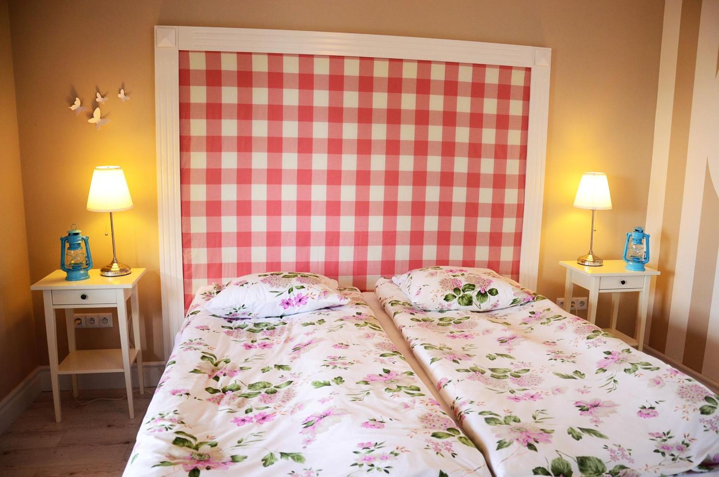 King Room with Lake View - Photo 20