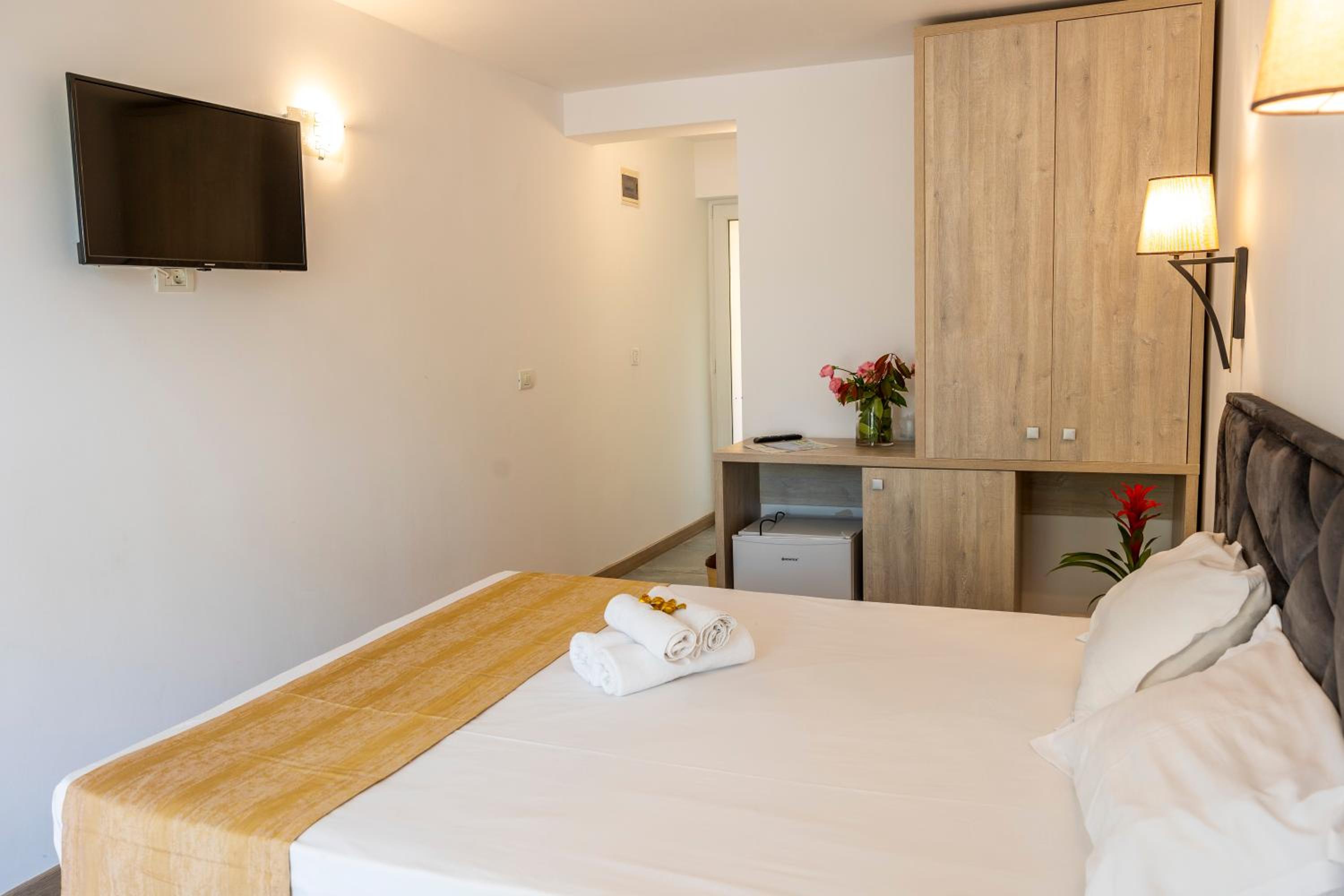 Special Offer - Double Or Twin Room photo 2