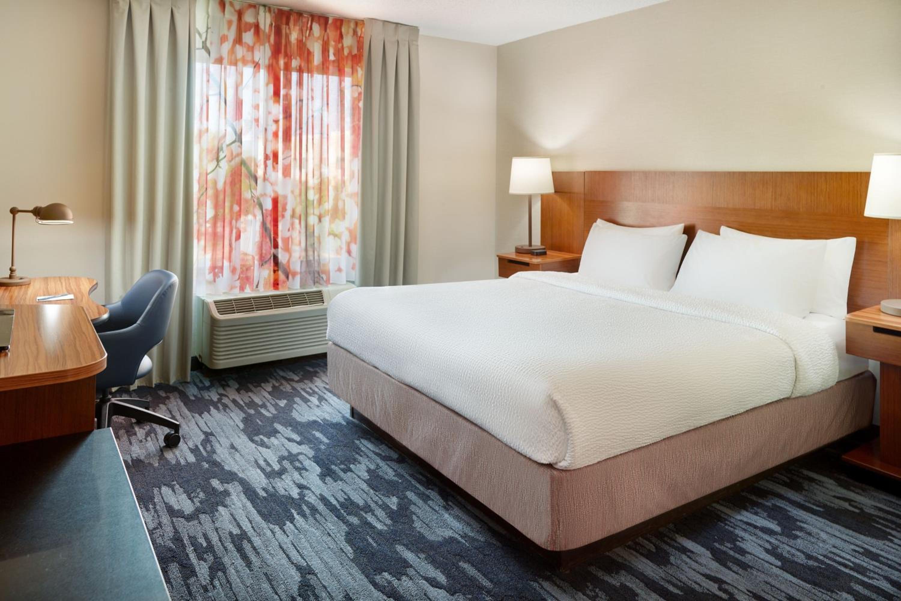 King Room - Hearing Accessible - Photo 1