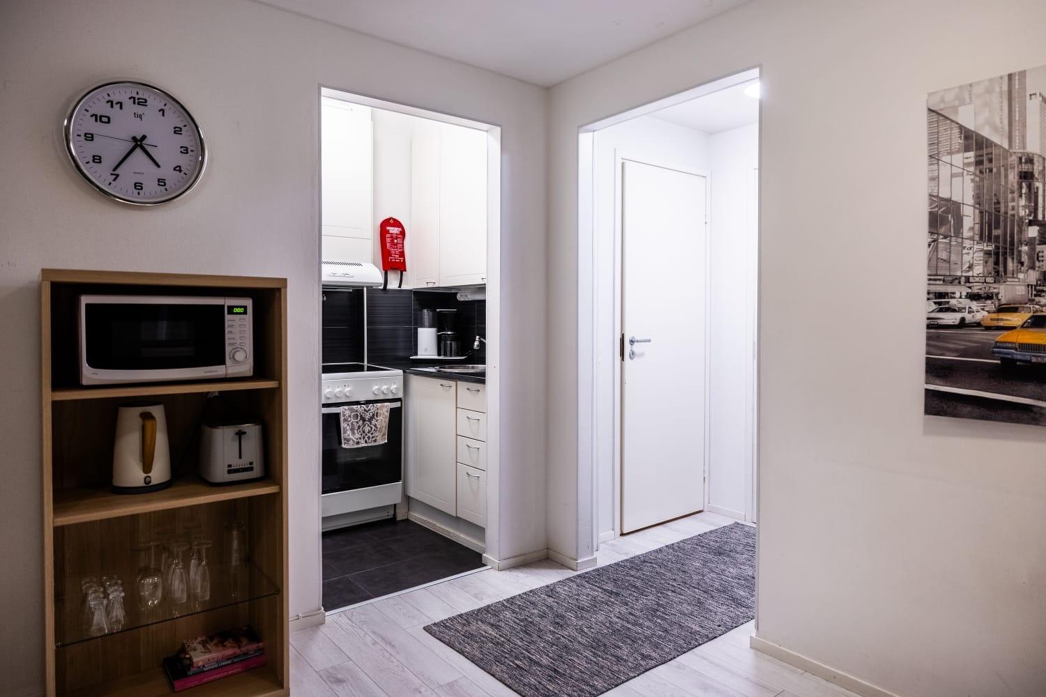 One-Bedroom Apartment - Photo 6