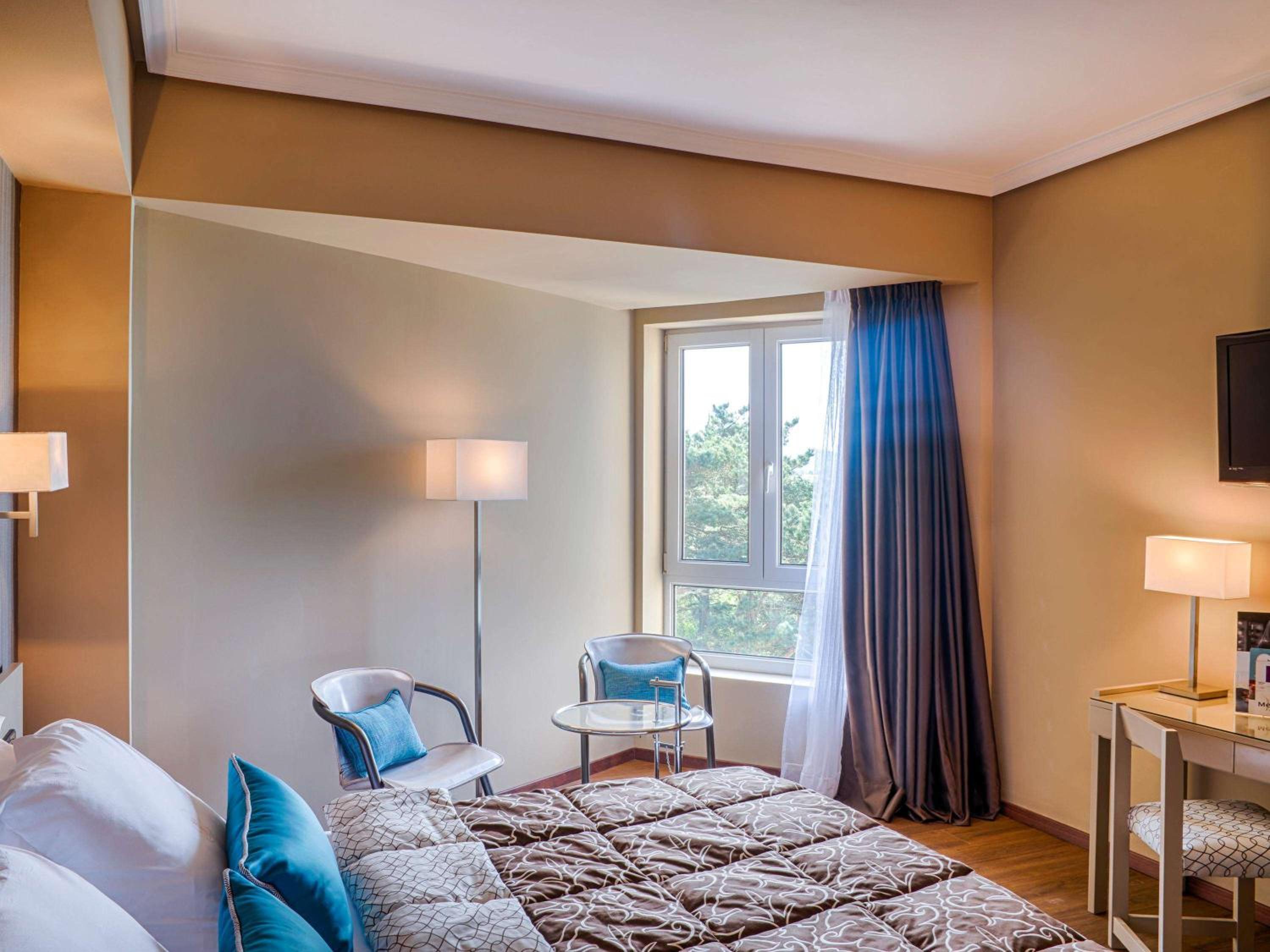 Standard Room with Mountain View - Photo 1