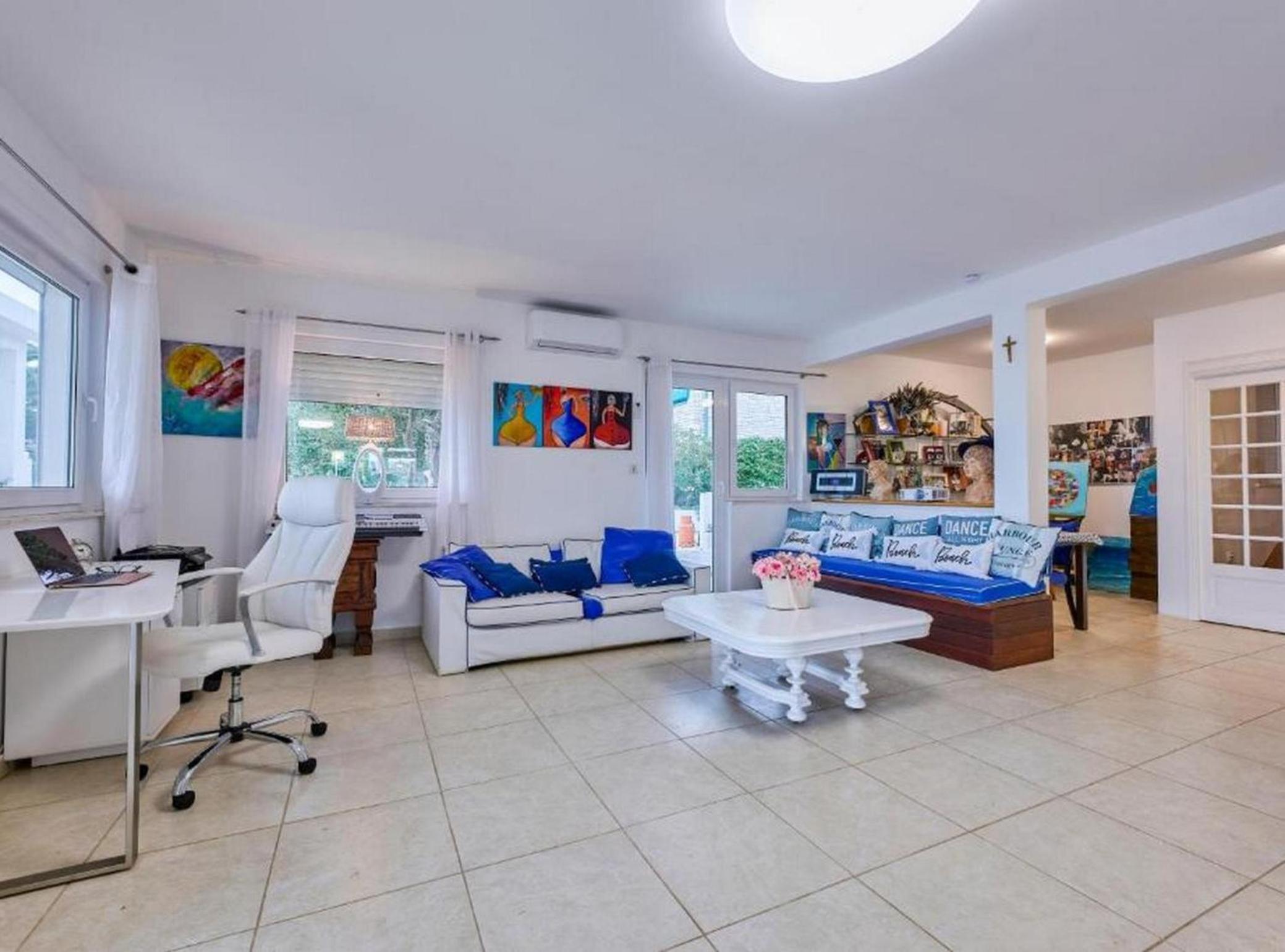 Five Bedroom