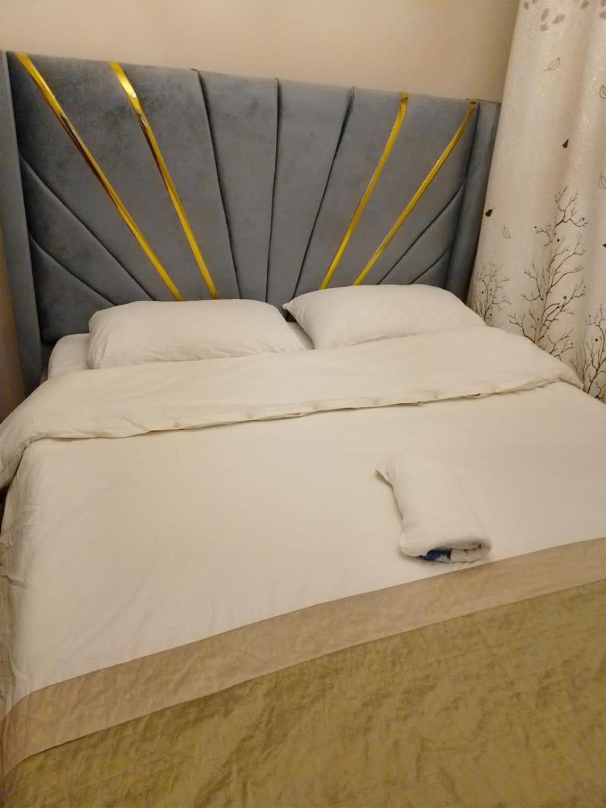 Studio Apartment photo 3
