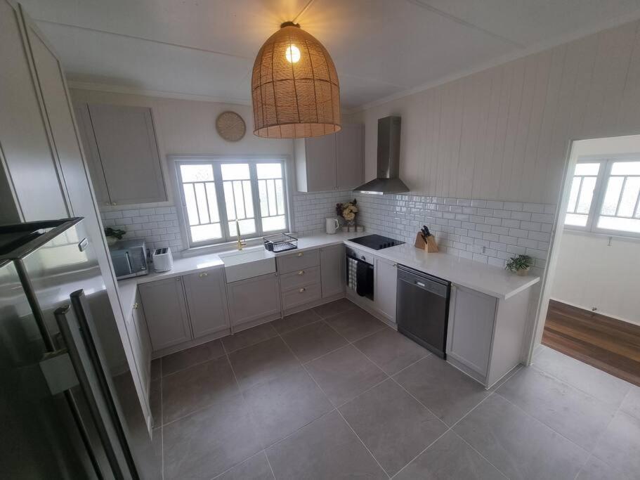 Four-Bedroom House photo 2