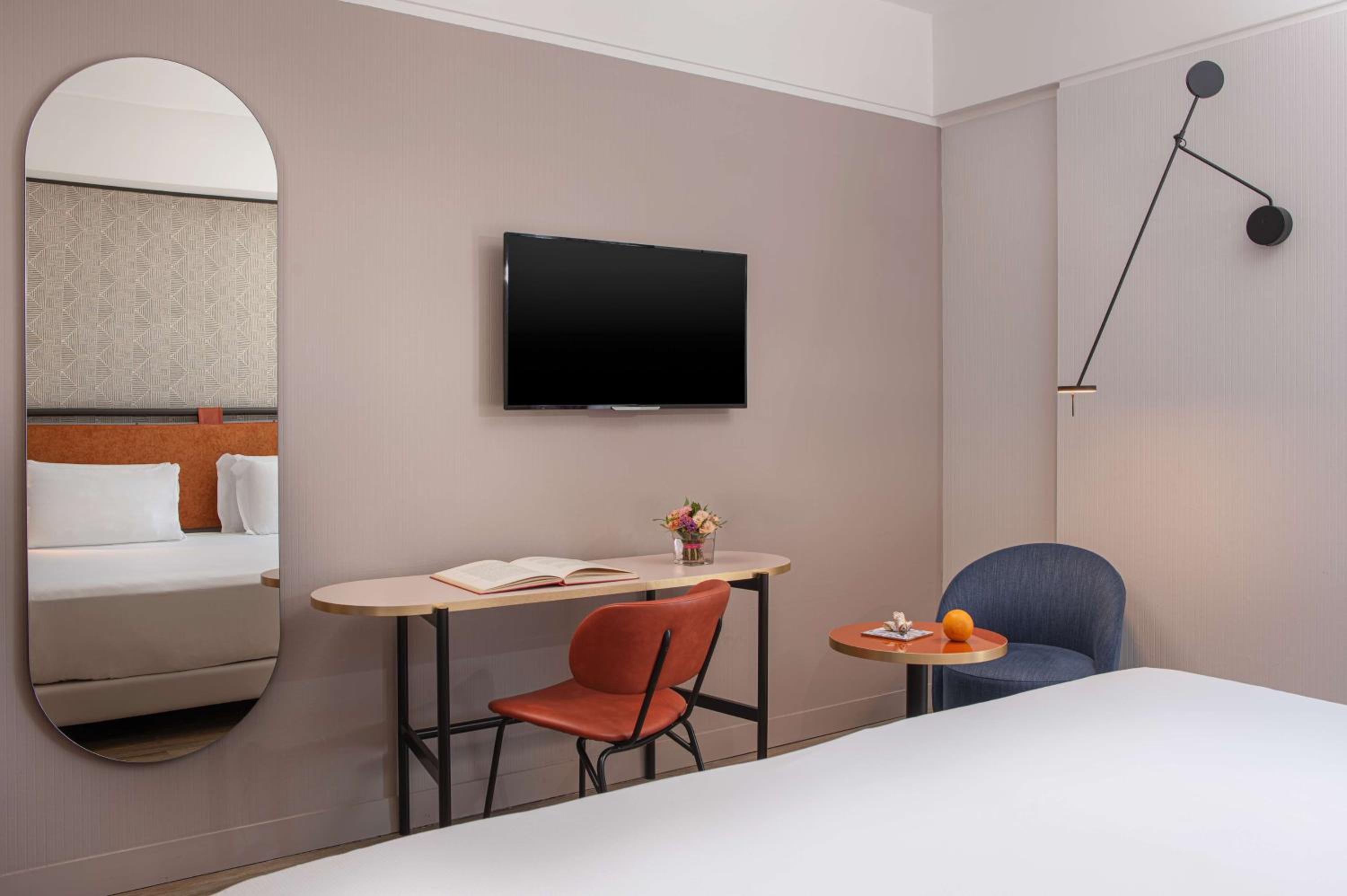Superior Double or Twin Room with Panoramic View - Photo 4