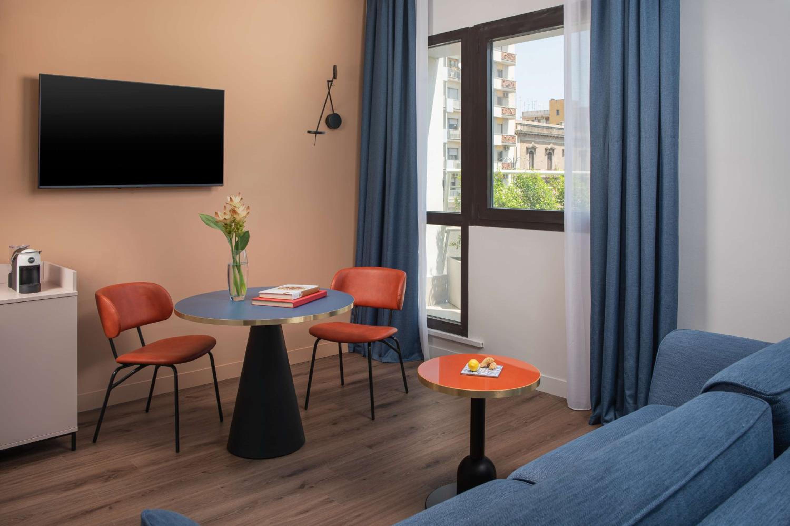 Junior Suite with Terrace - Photo 7