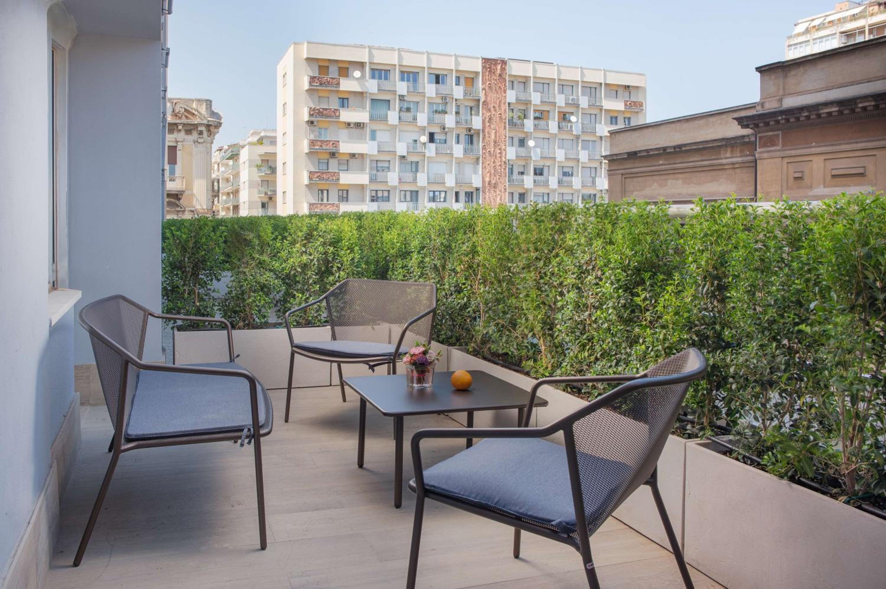 Junior Suite with Terrace - Photo 8