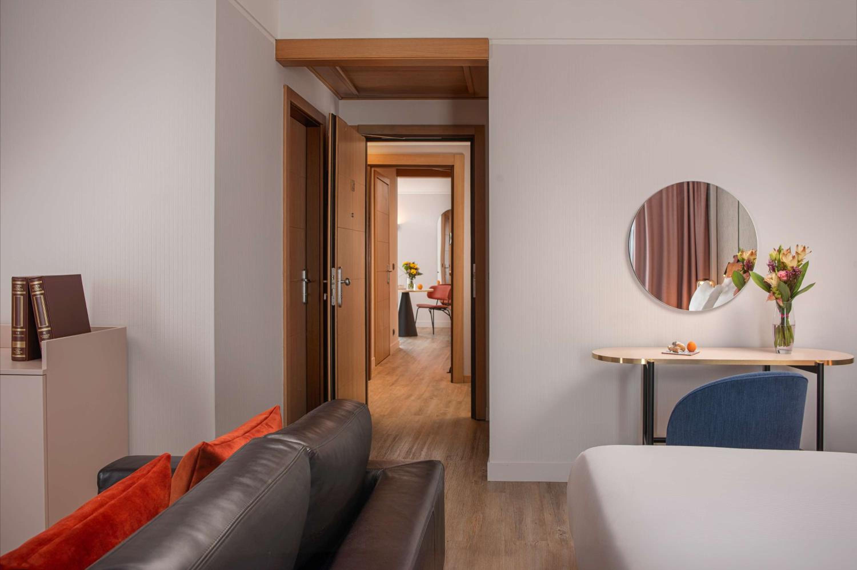 Suite with Etna View - Photo 9