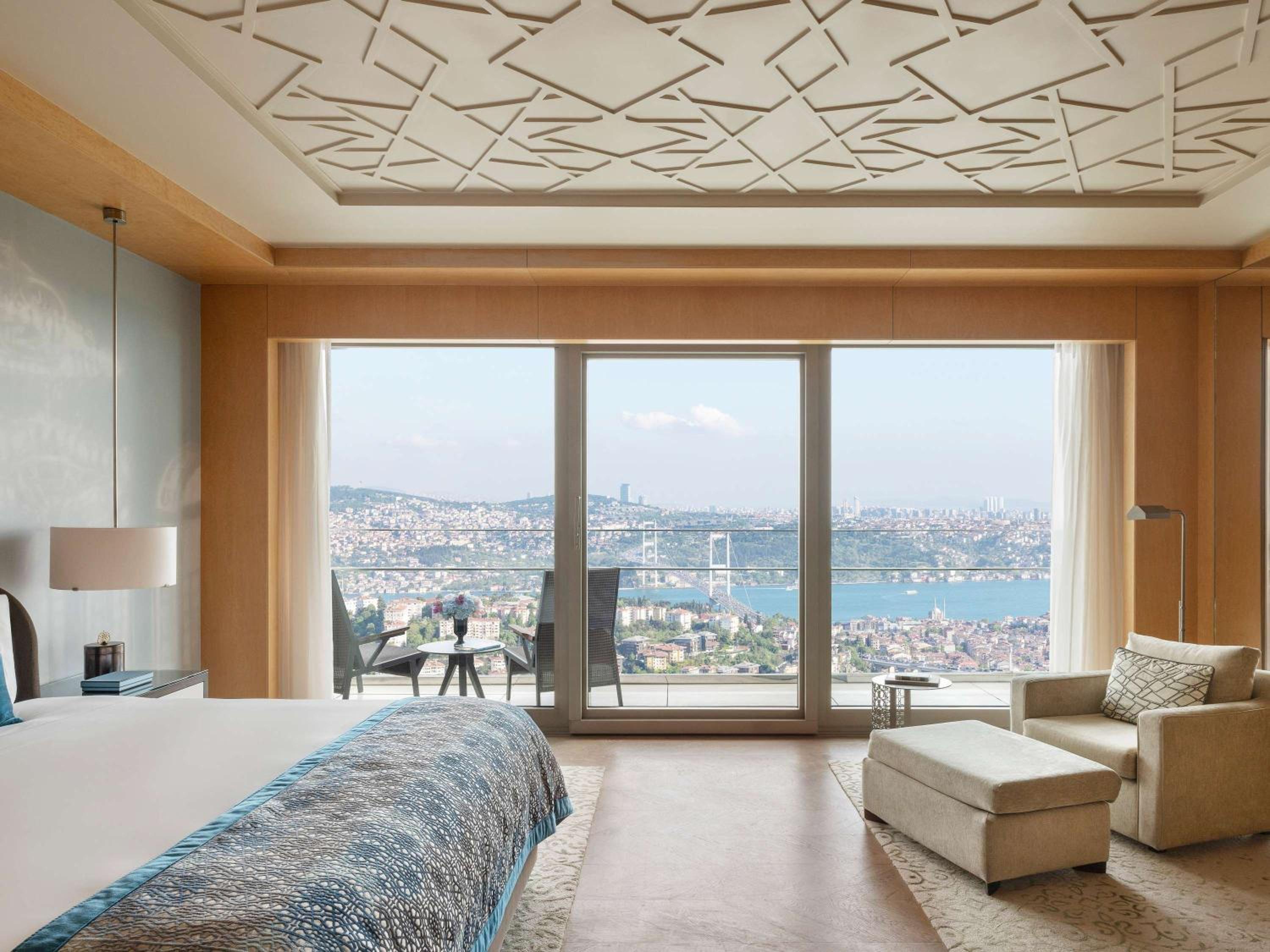 Deluxe Room with Bosphorus View - Photo 2