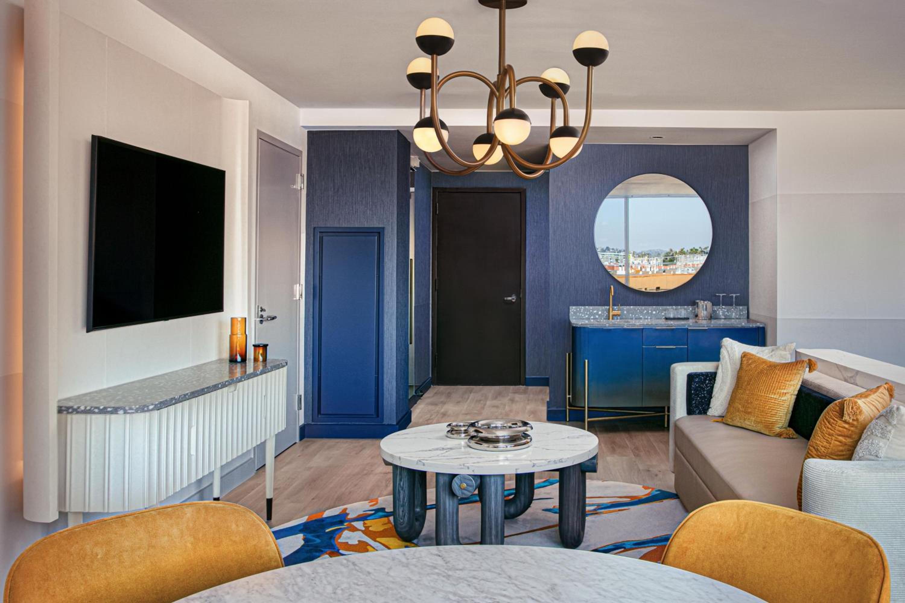 Escape One-Bedroom Suite with One King Bed