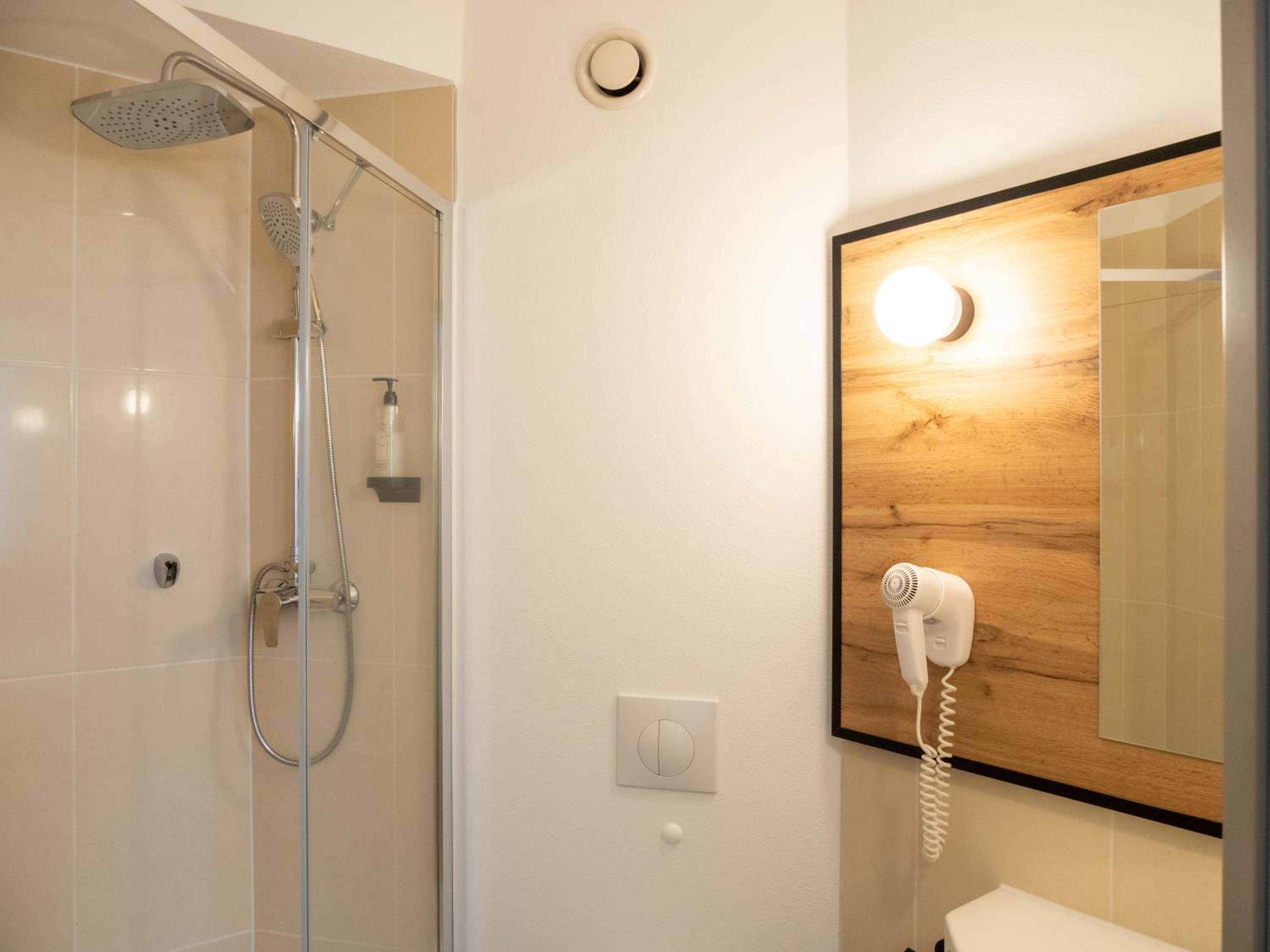 Premium Double Room - Photo 2
