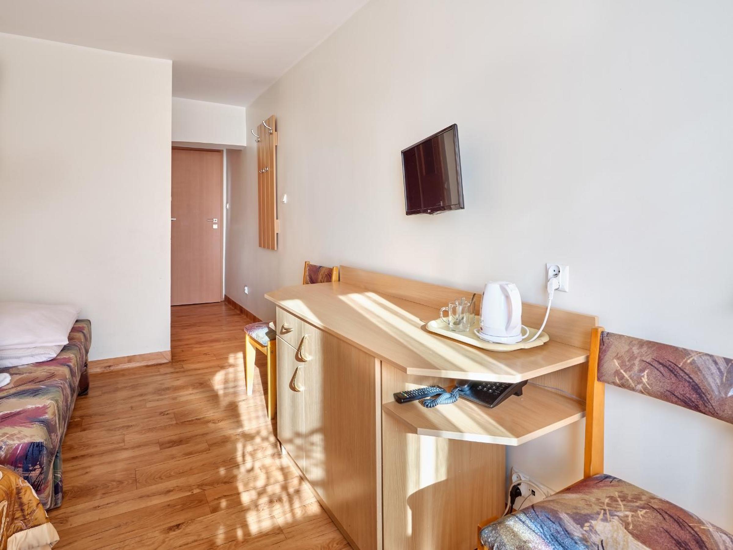 Economy Double Room photo 2