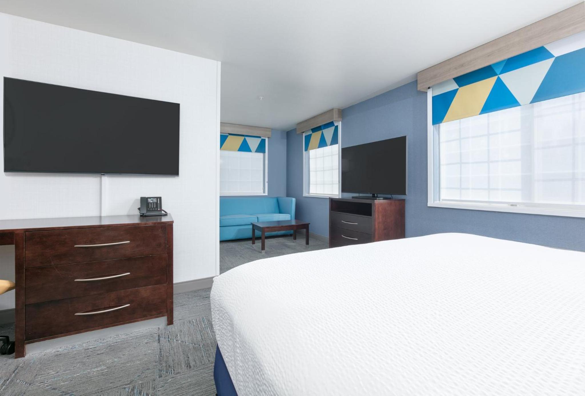King Suite - Photo 4