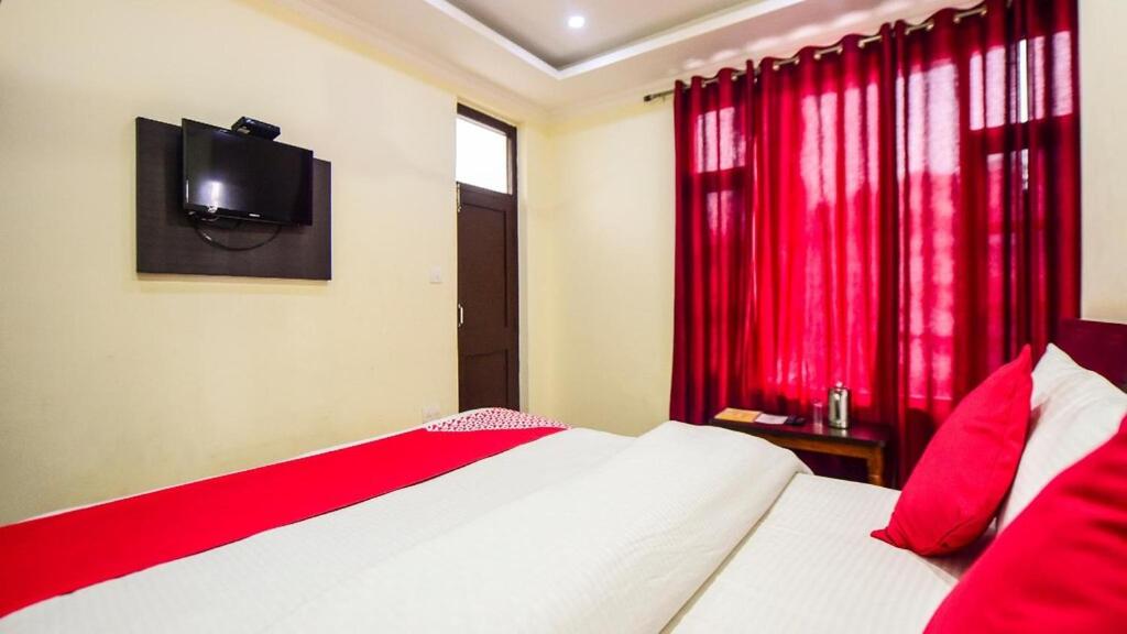 Deluxe Double Room photo 3