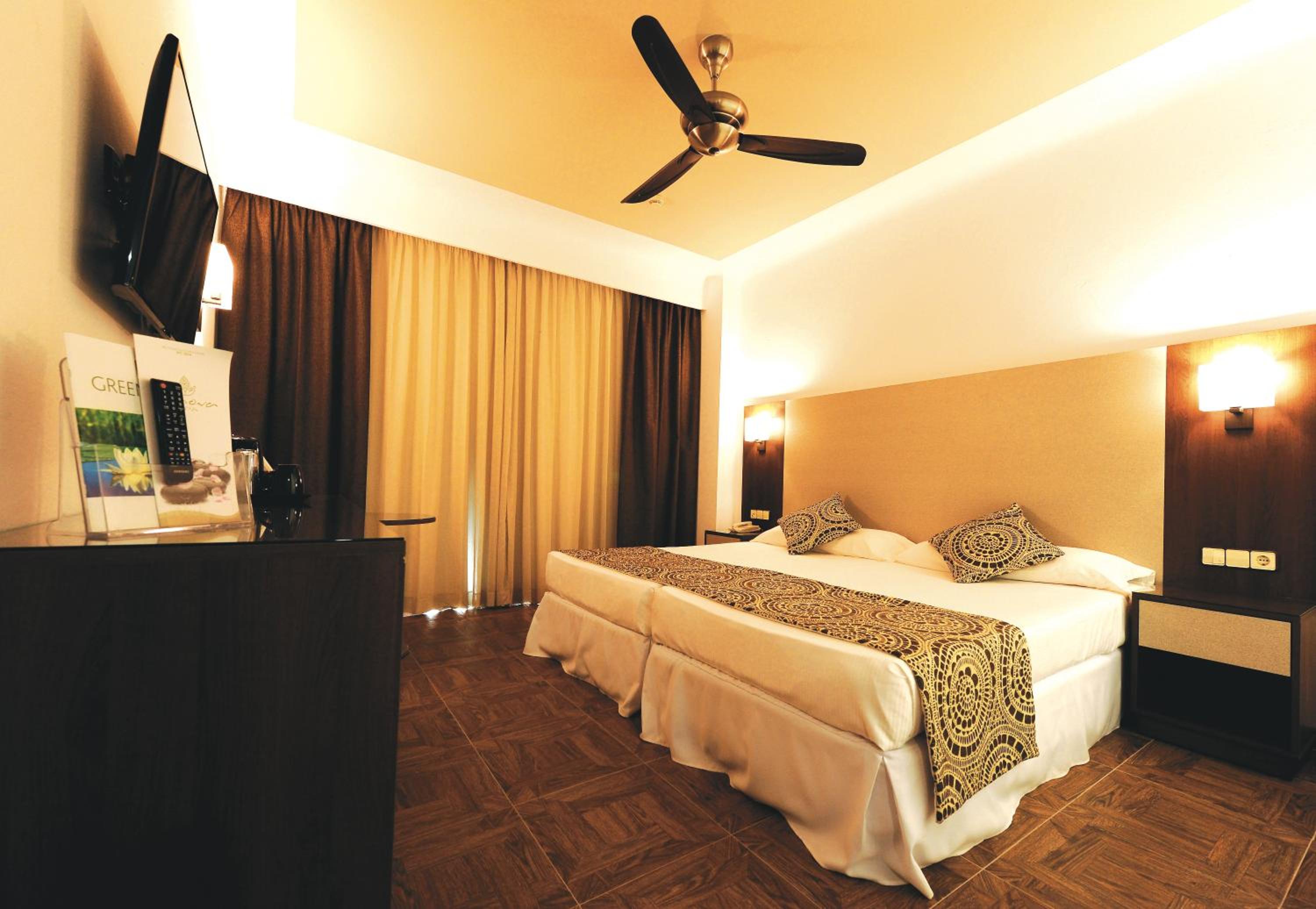 Superior Double Room - Photo 3