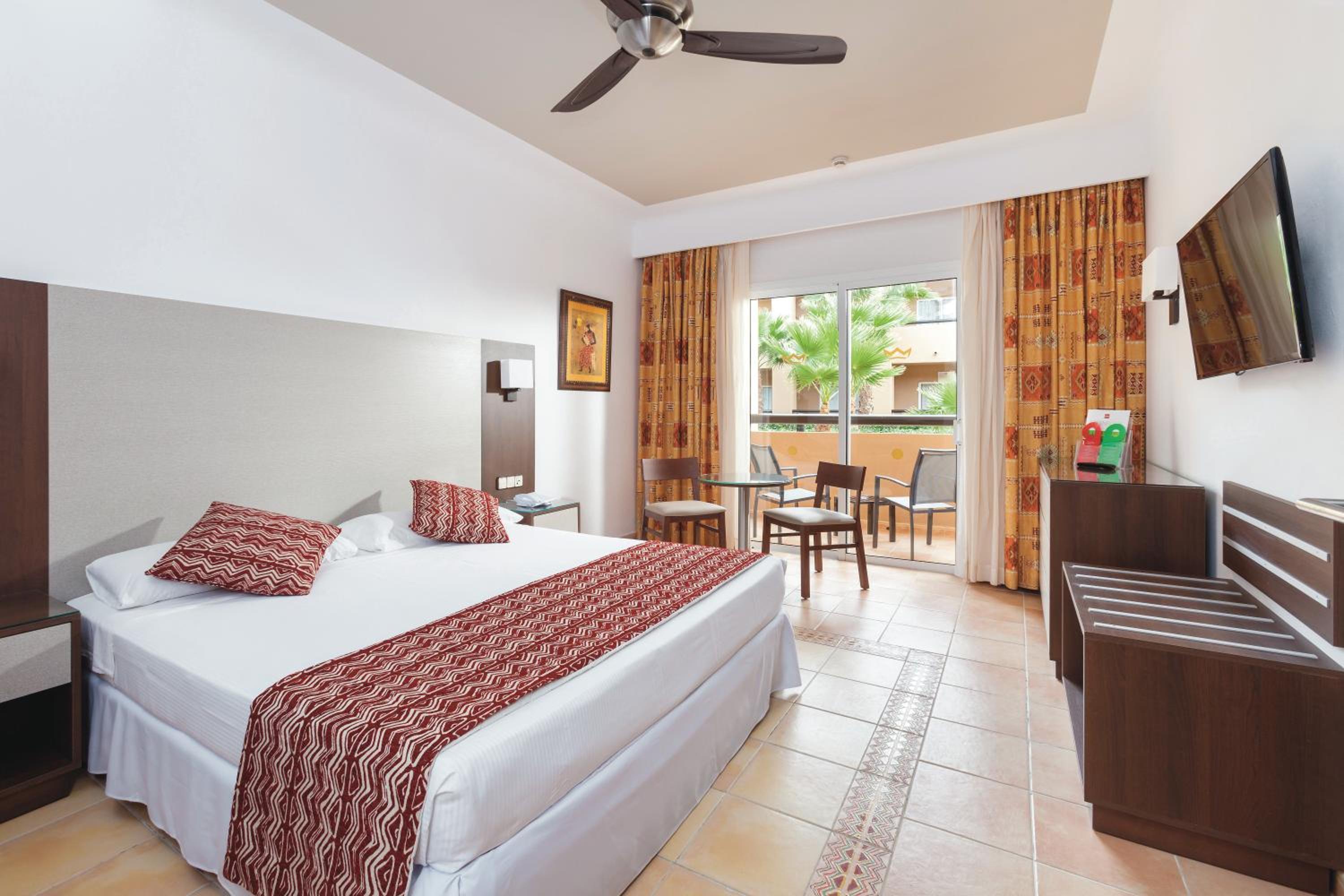 Triple Room with Balcony