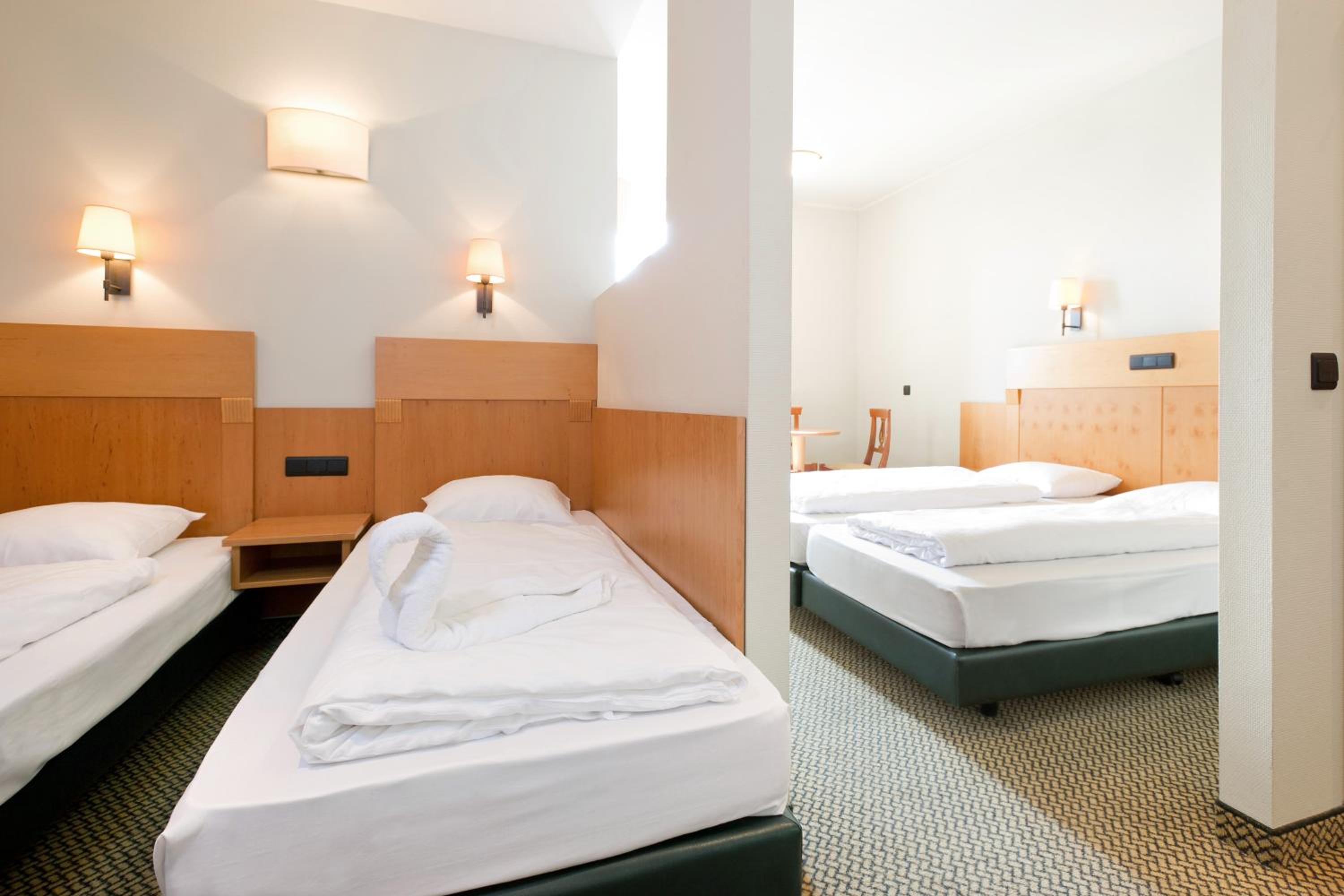 Bed in 4-Bed Dormitory Room