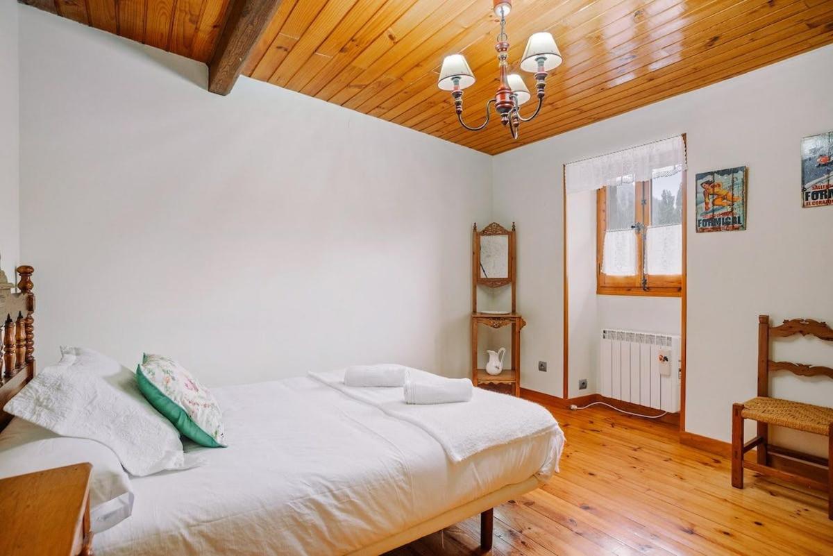 Four-Bedroom House photo 3