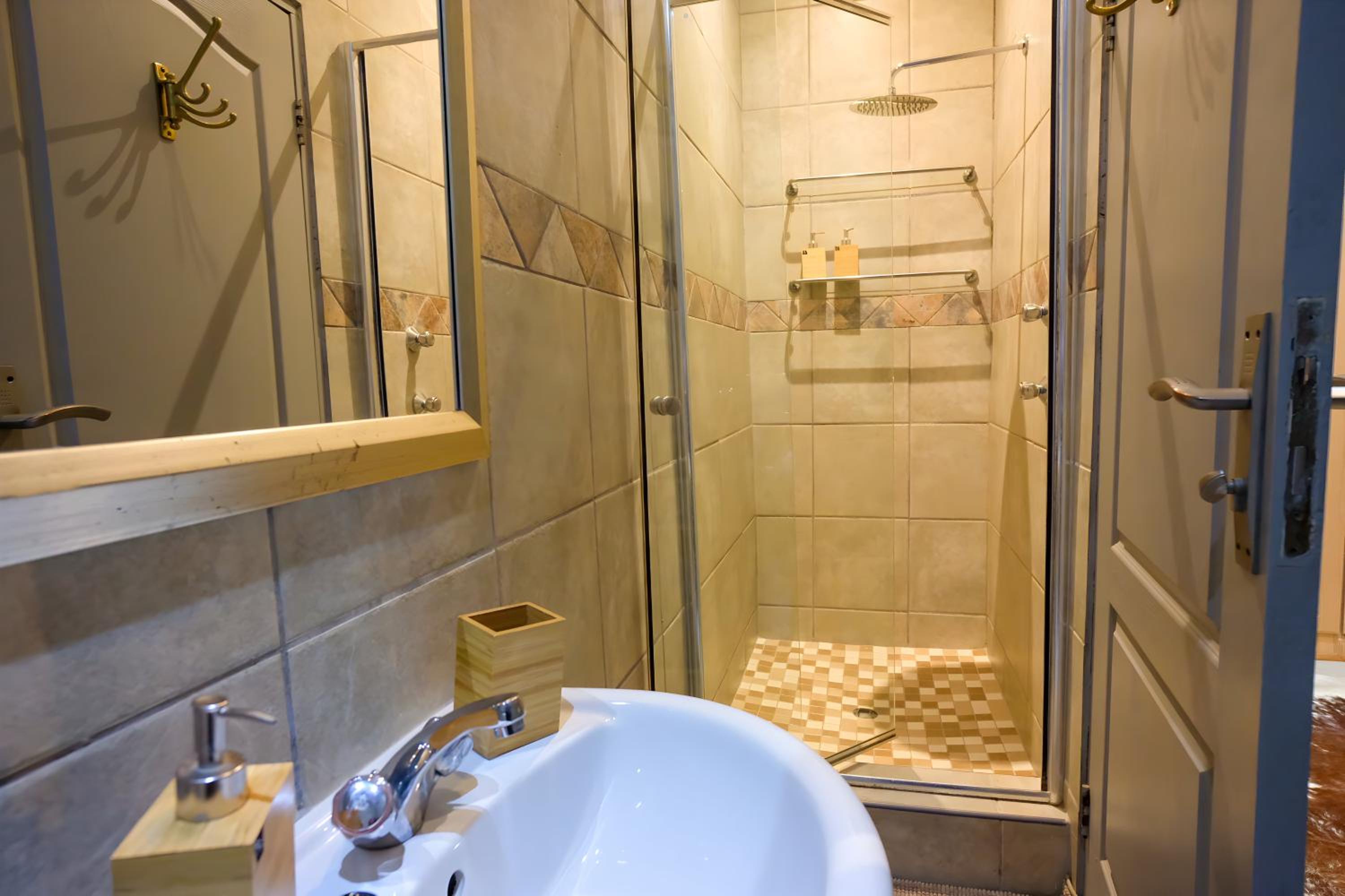 Double or Twin Room photo 2