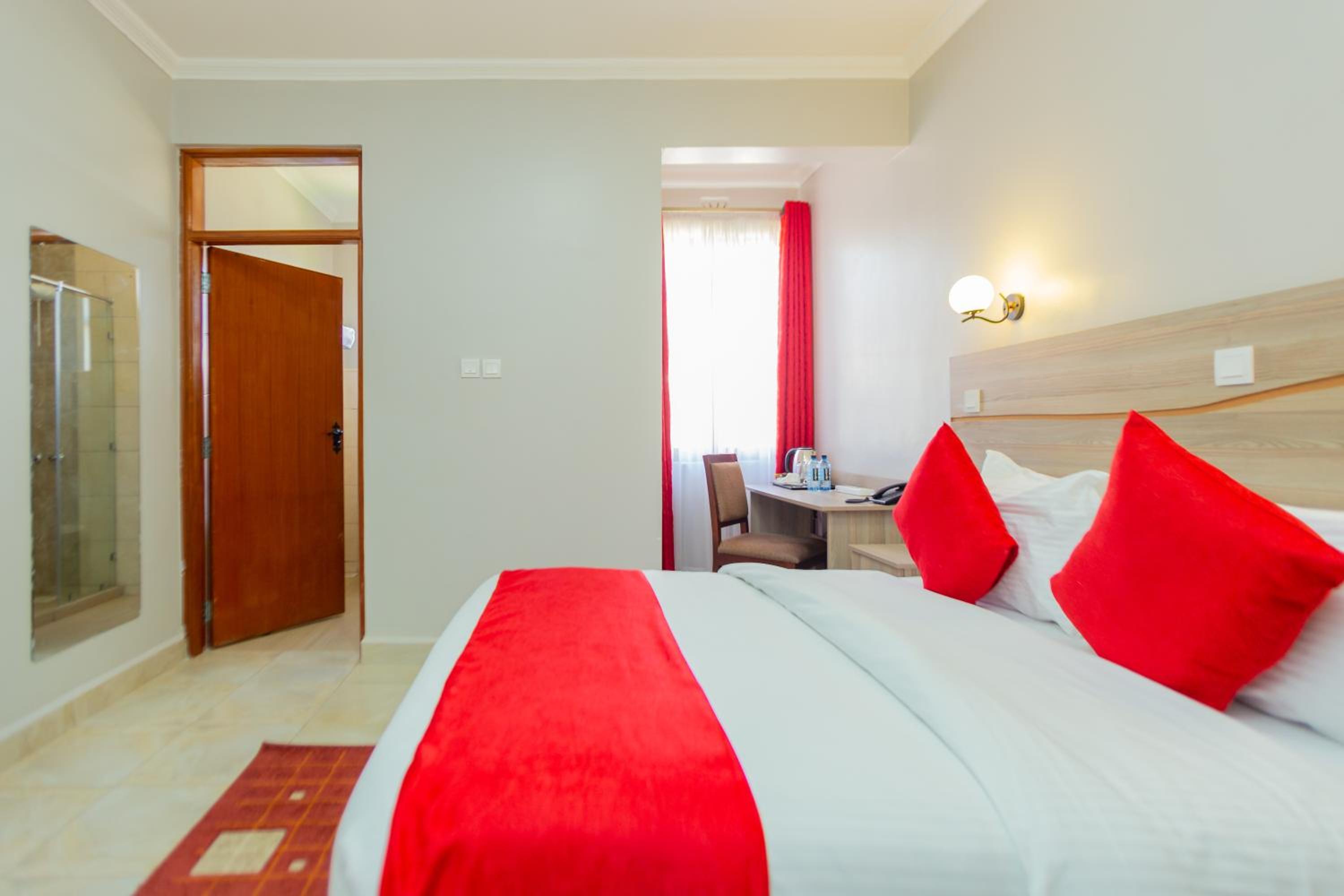 Superior Queen Room - Photo 4