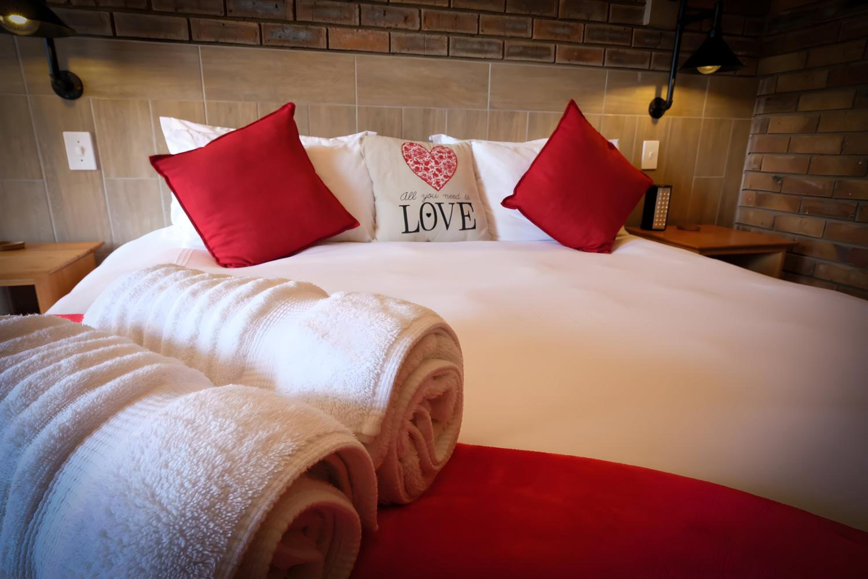 Double or Twin Room with Garden View - Photo 1
