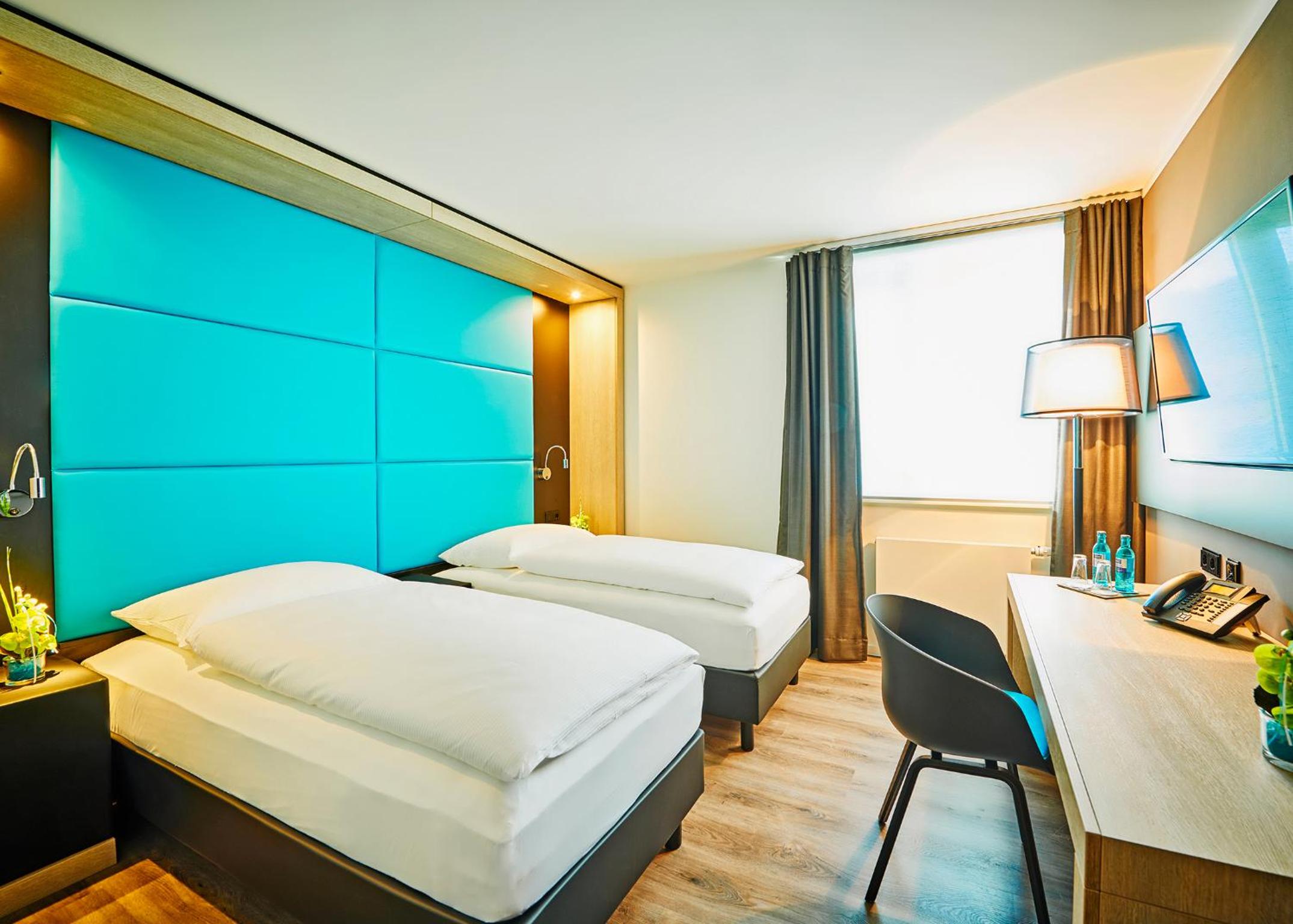 Twin Room - Photo 1