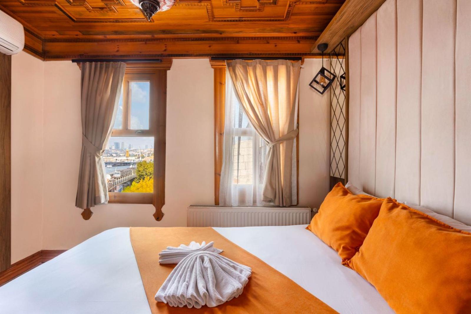 Deluxe Double Room with Sea View photo 3