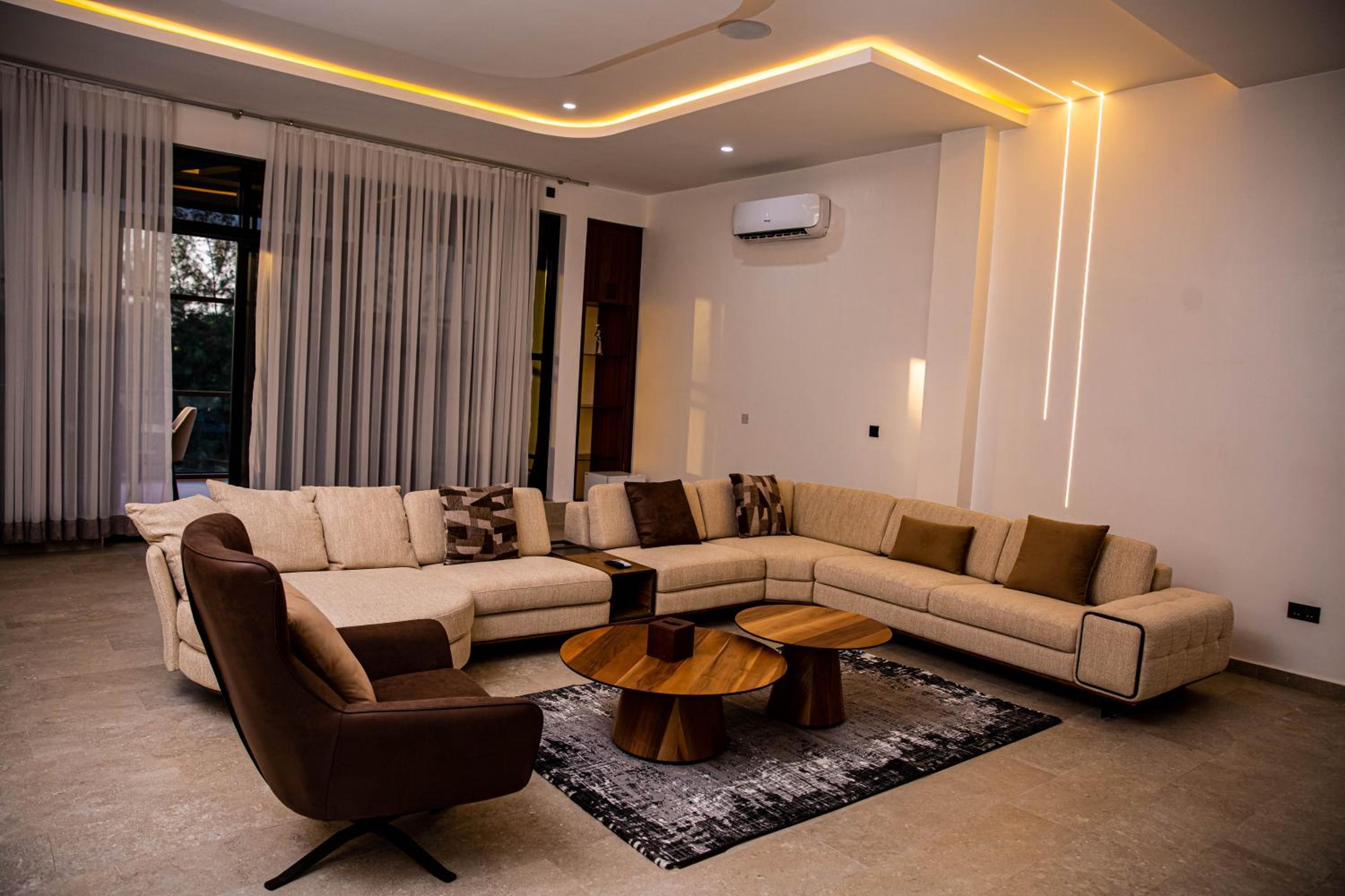 Penthouse Apartment photo 3
