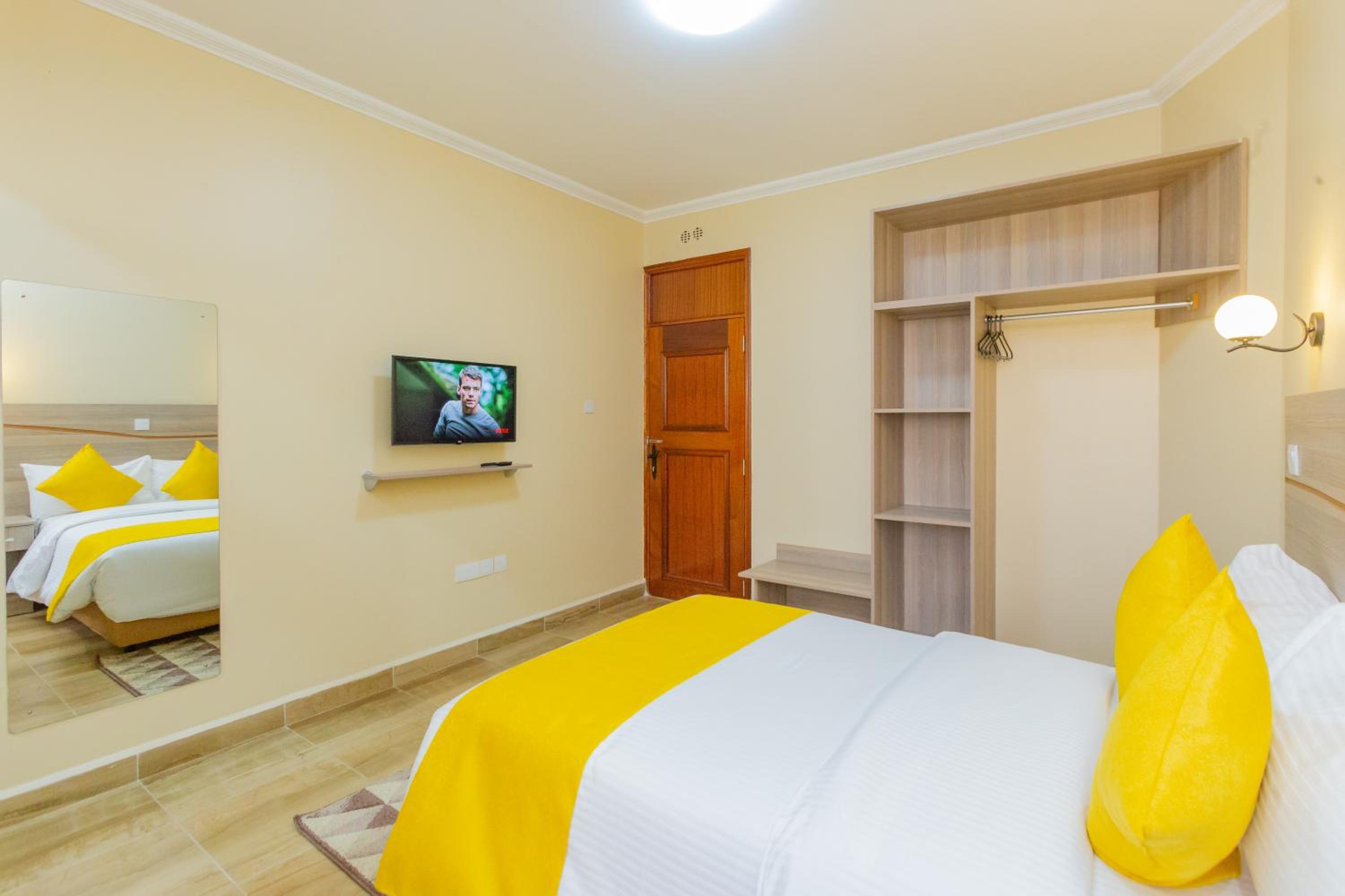 Standard Double Room - Photo 3