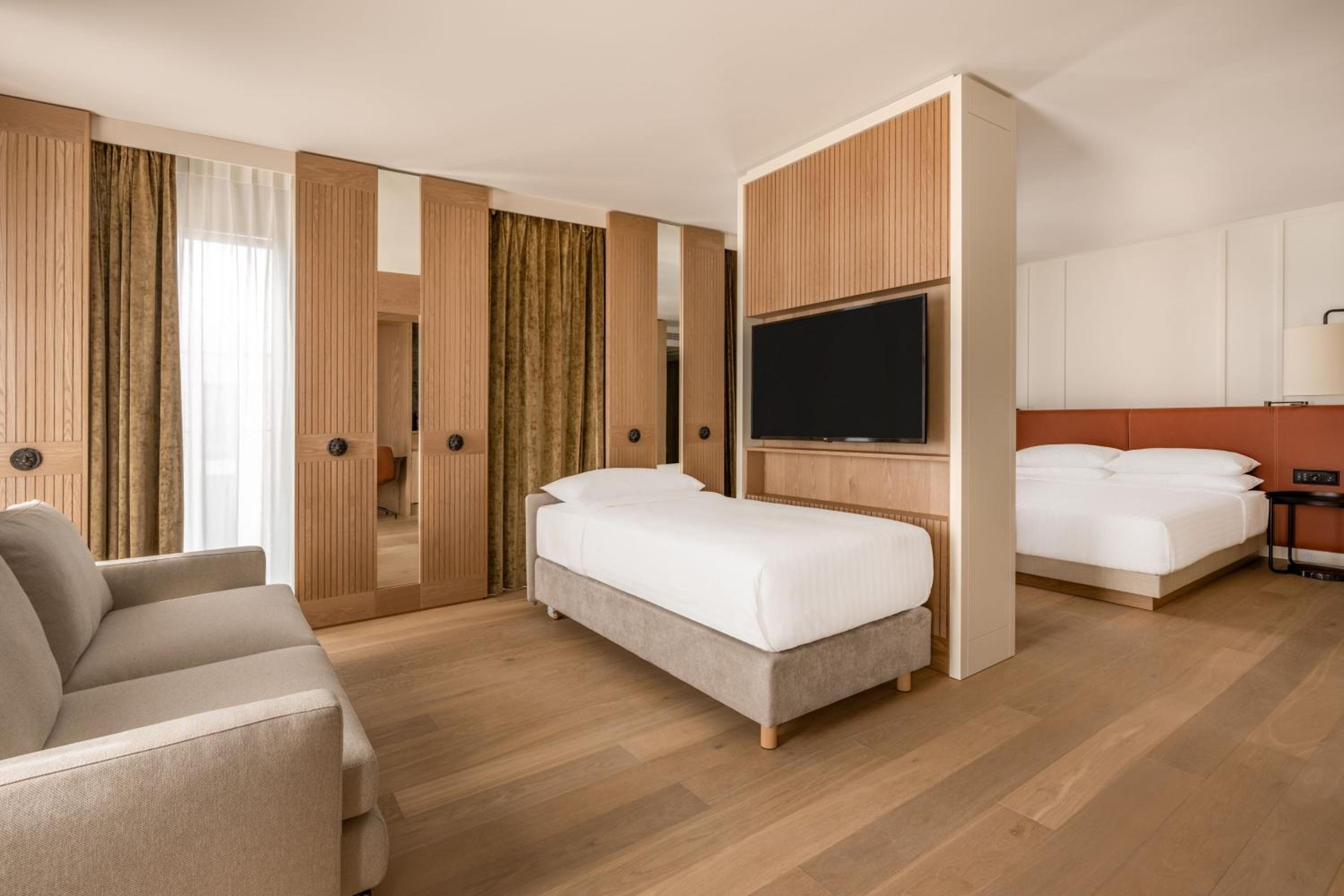 Königssuite – Club-Lounge-Zugang Königssuite – Club-Lounge-Zugang