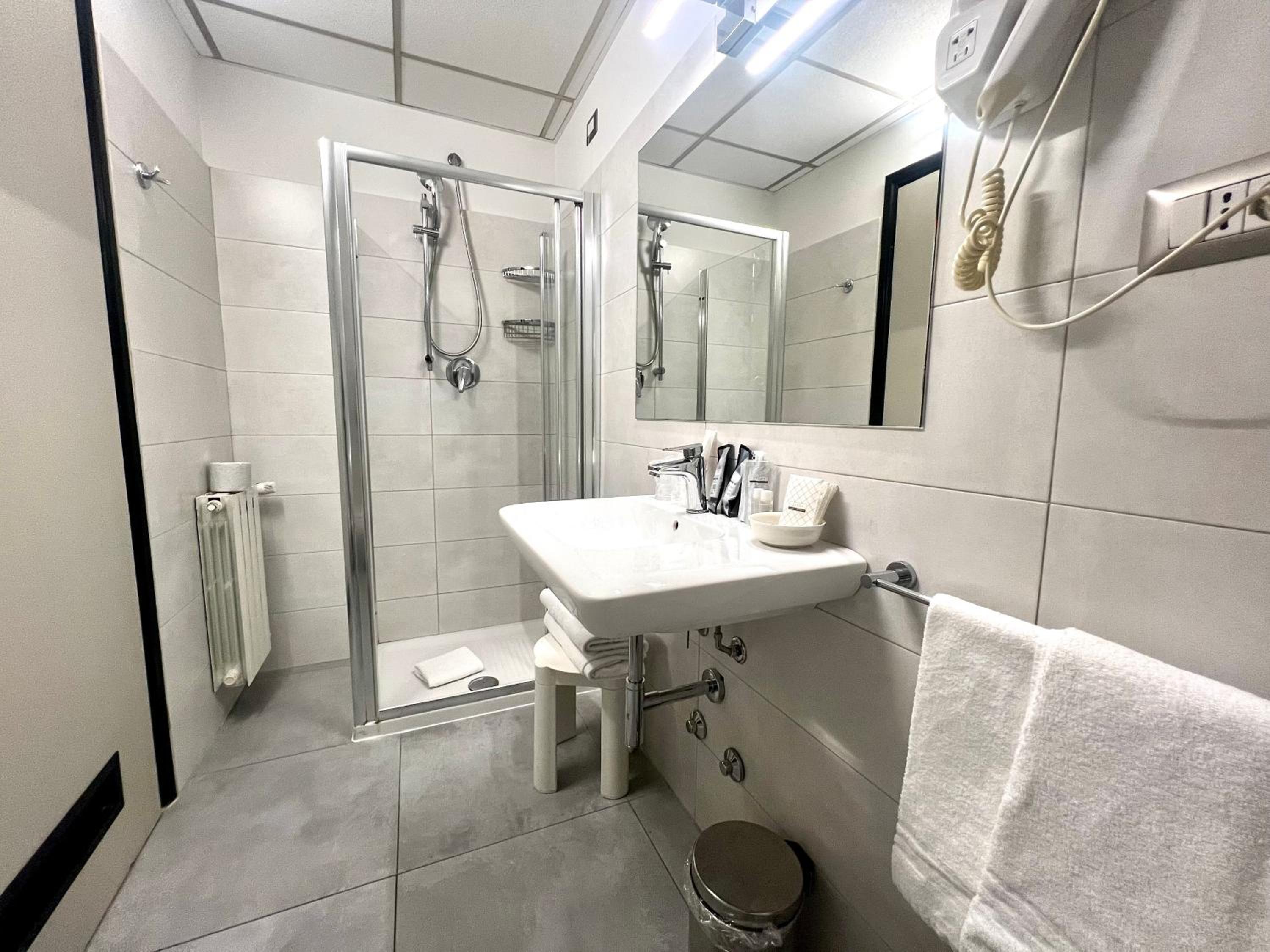 Superior Double or Twin Room photo 3