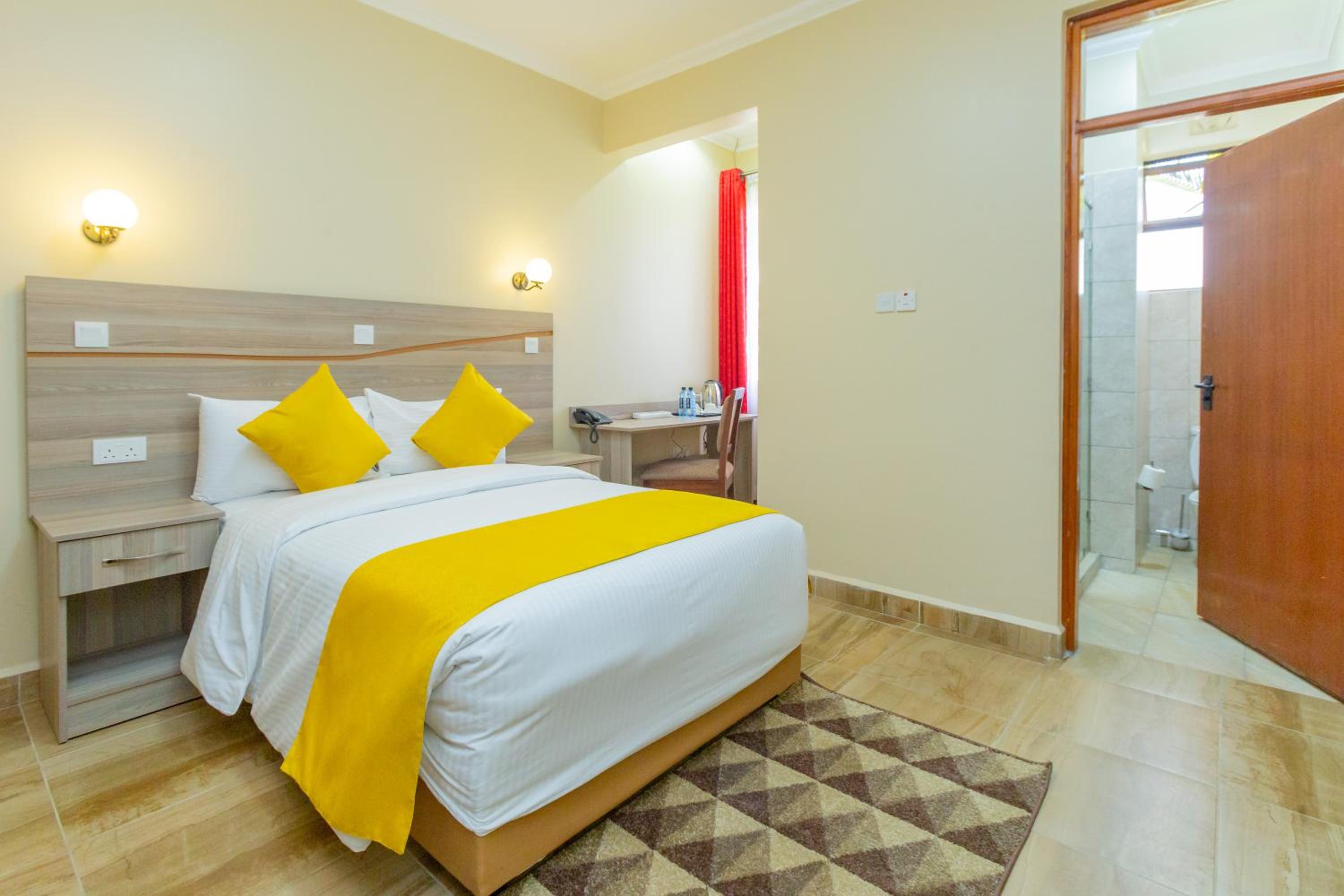 Standard Double Room - Photo 4