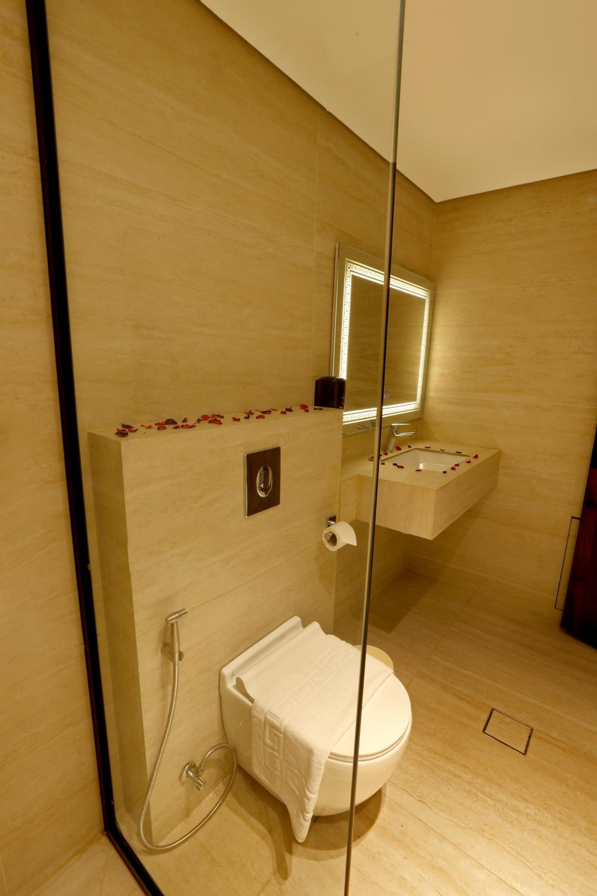 Standard King Room