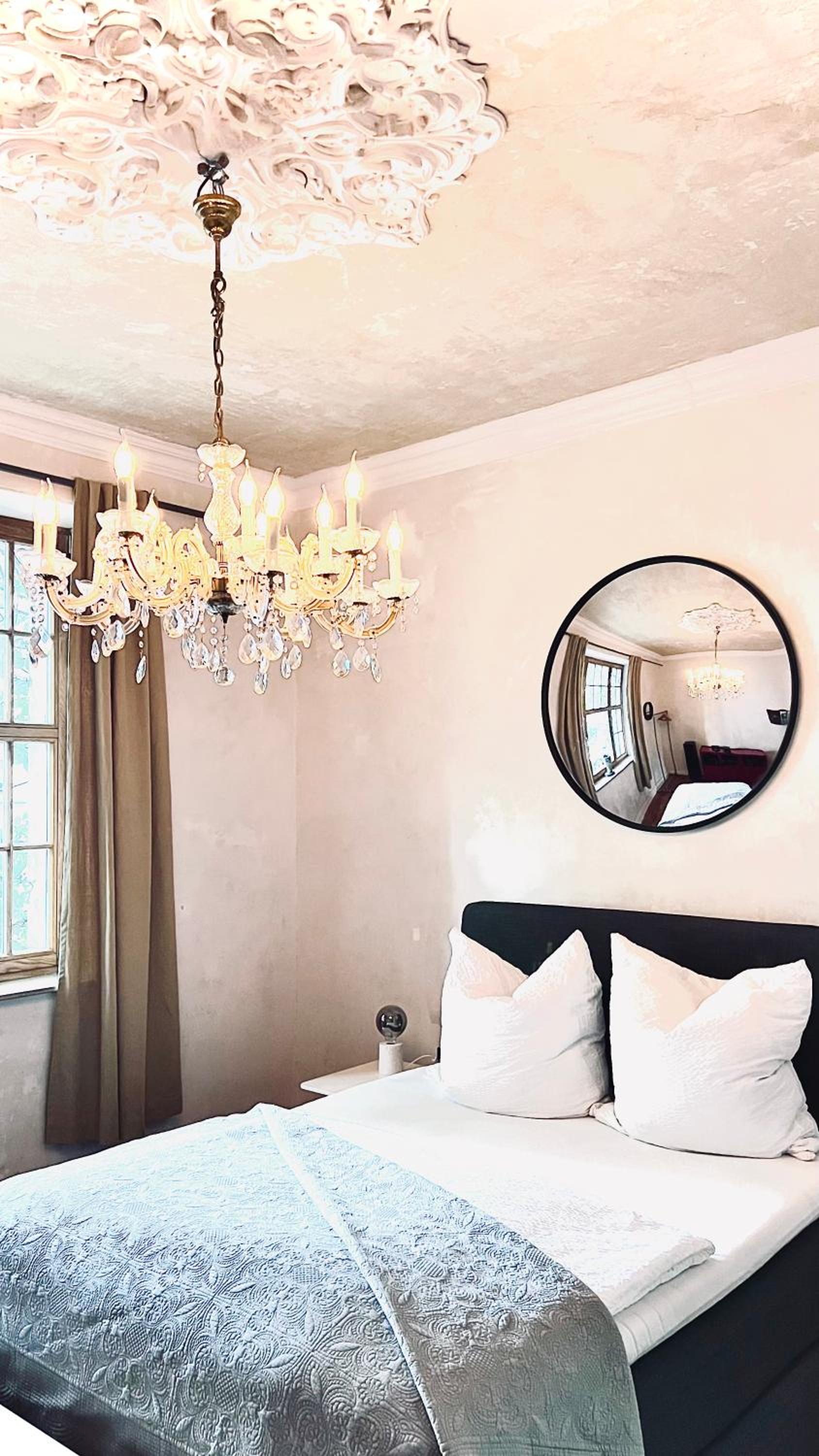 Apartment - Ground Floor - Photo 1