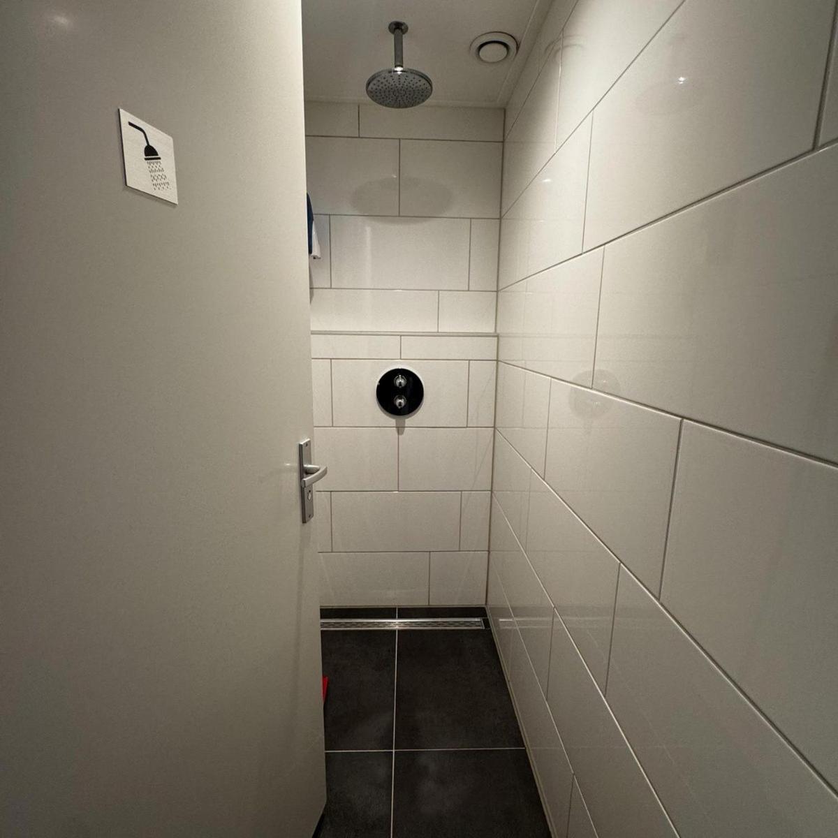 Standard Double Room - Photo 2