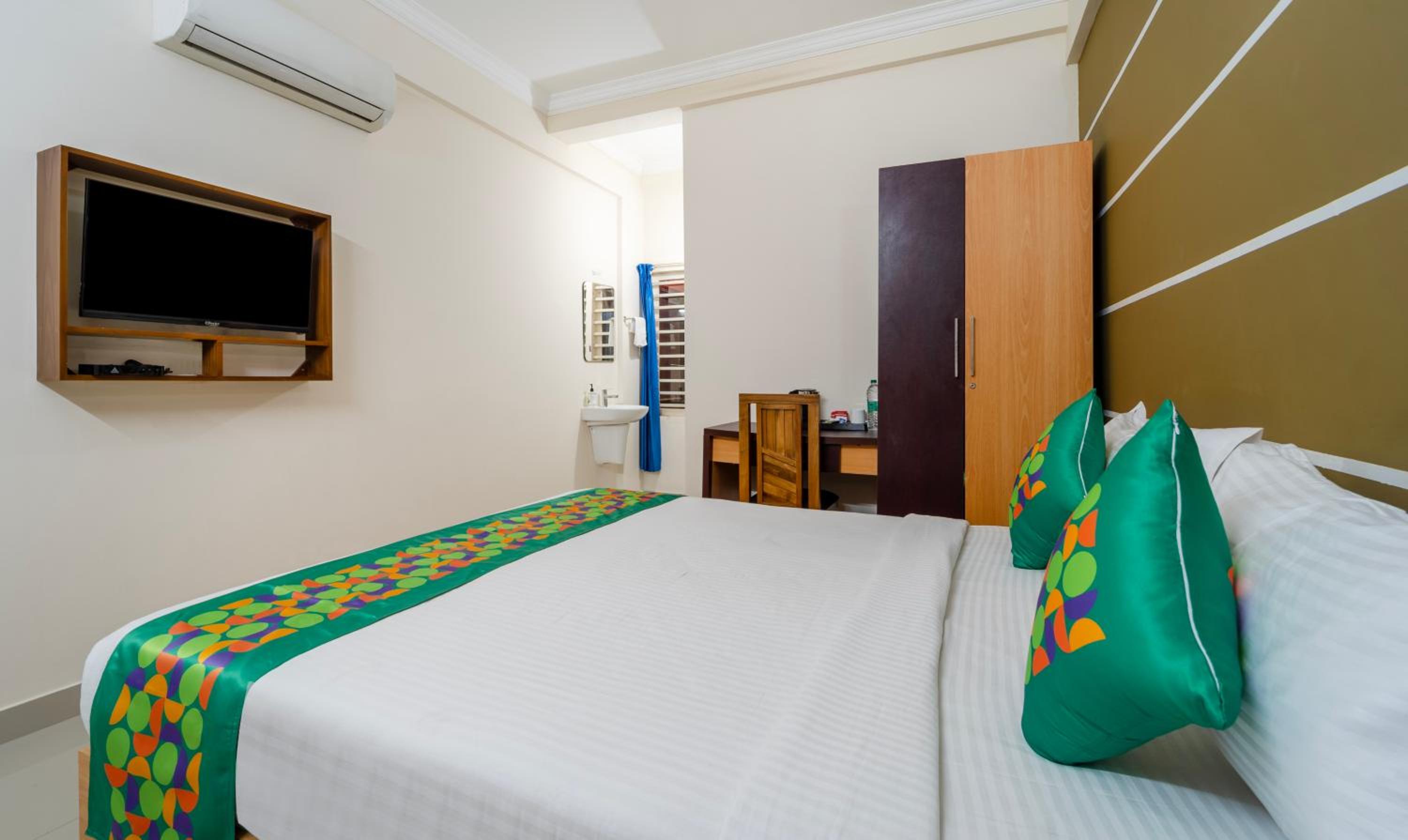 Standard  Room - Photo 6
