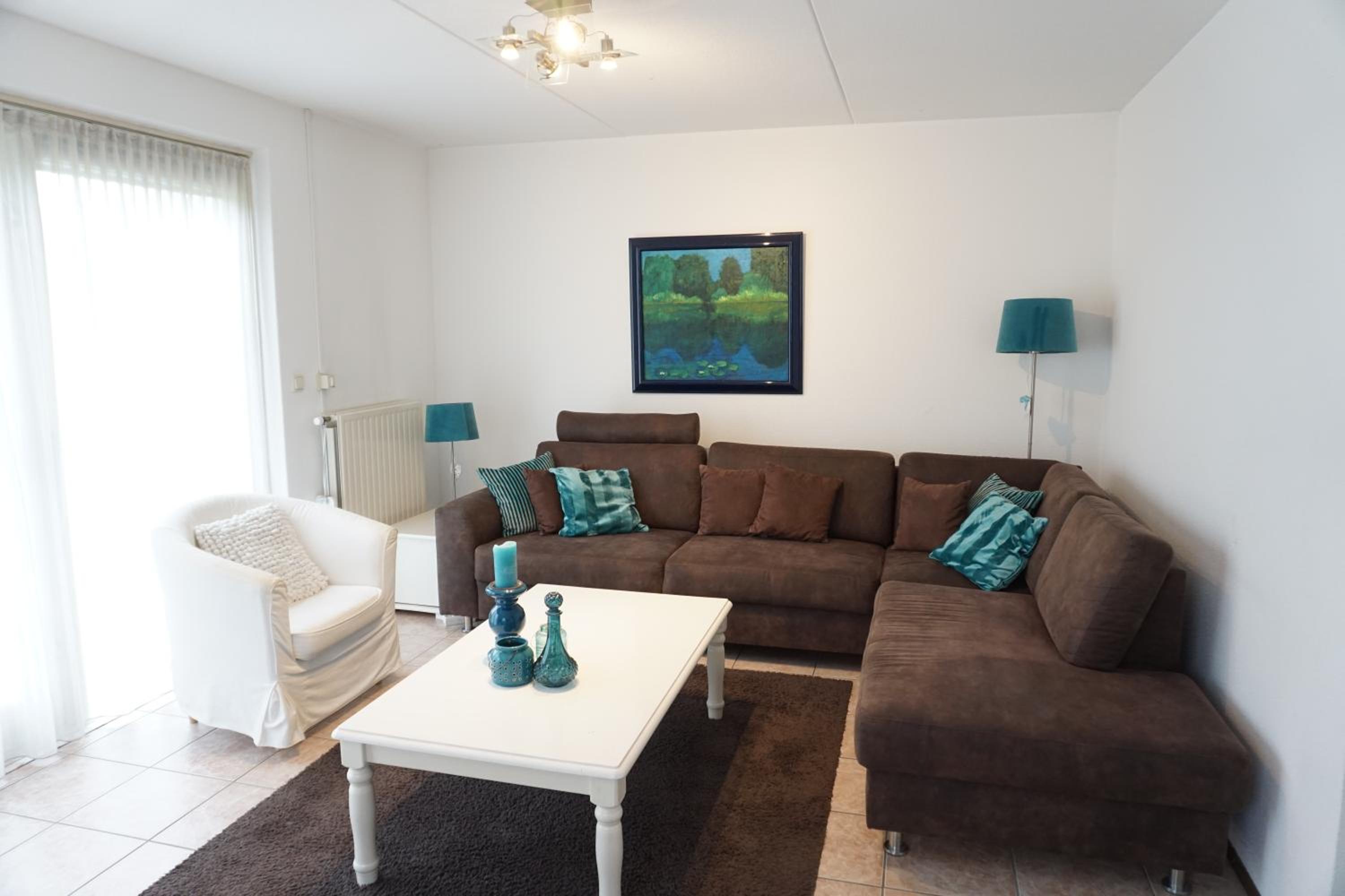 Three-Bedroom House photo 2