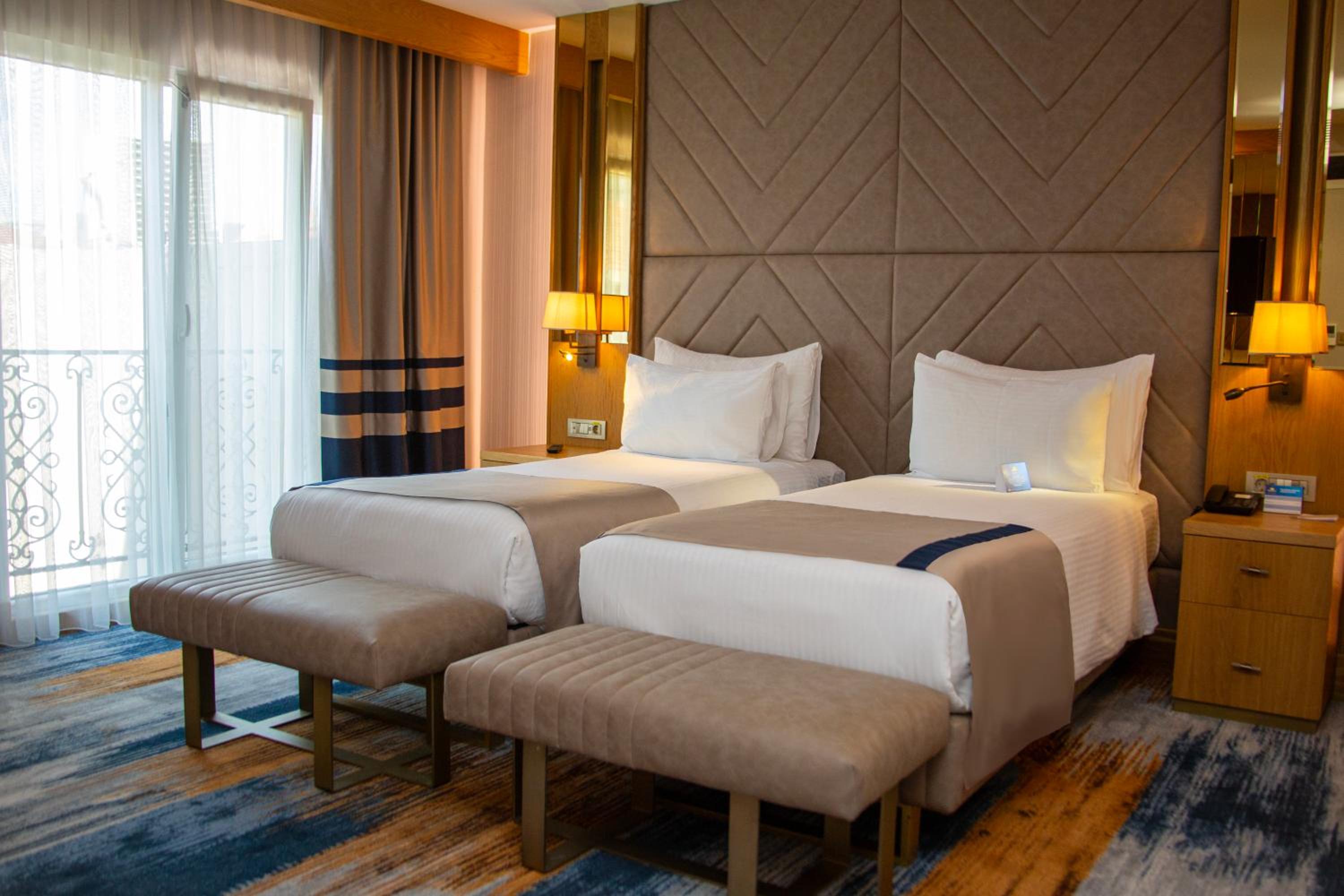 Superior Twin Room photo 1