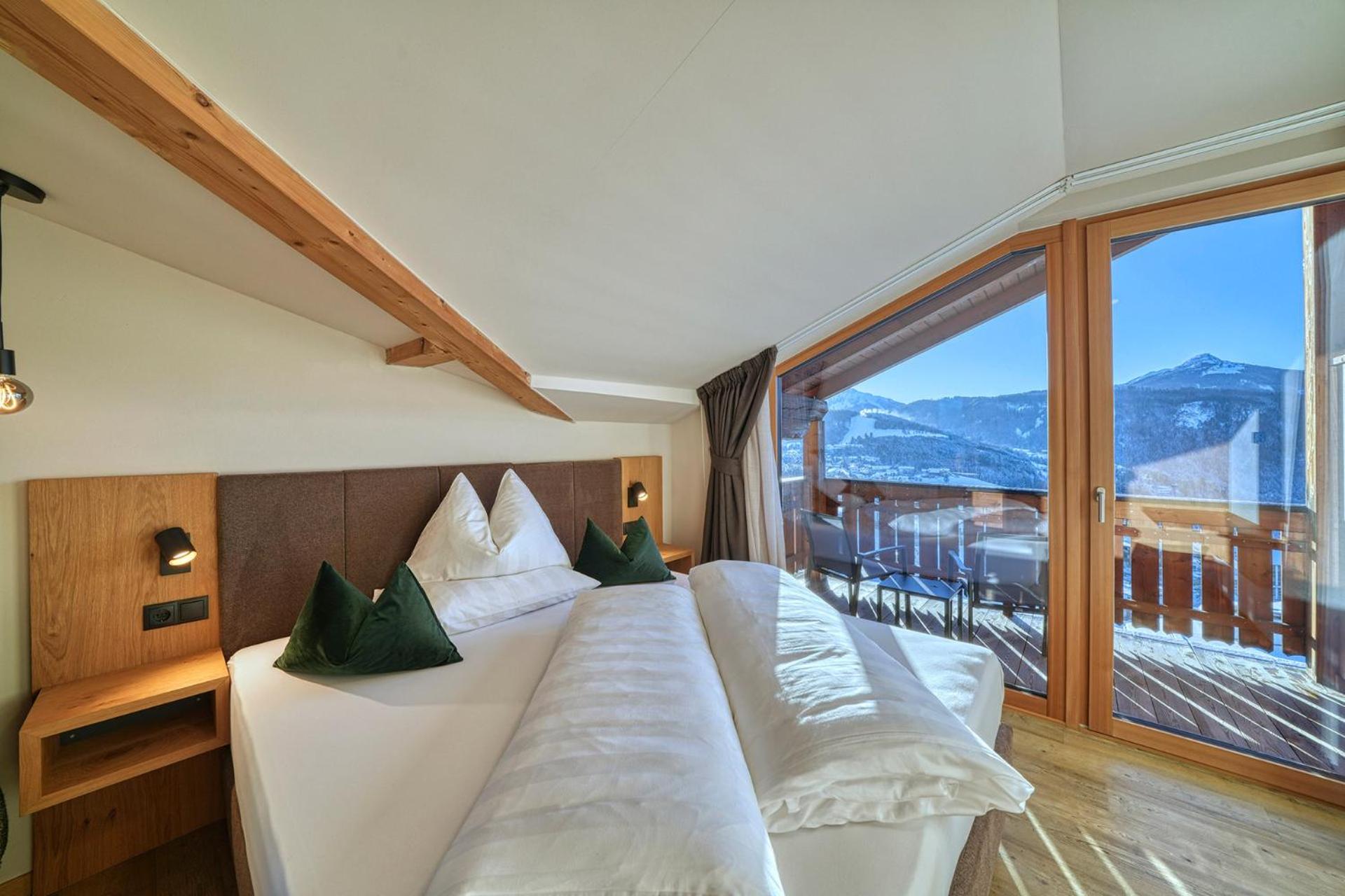 Superior One-Bedroom Apartment with Balcony photo 1