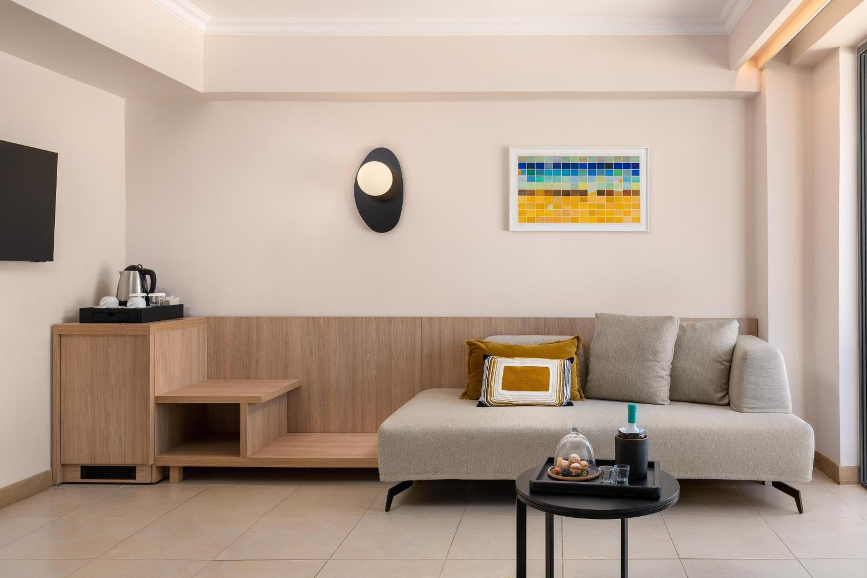Deluxe Suite with Sea View - Seafront