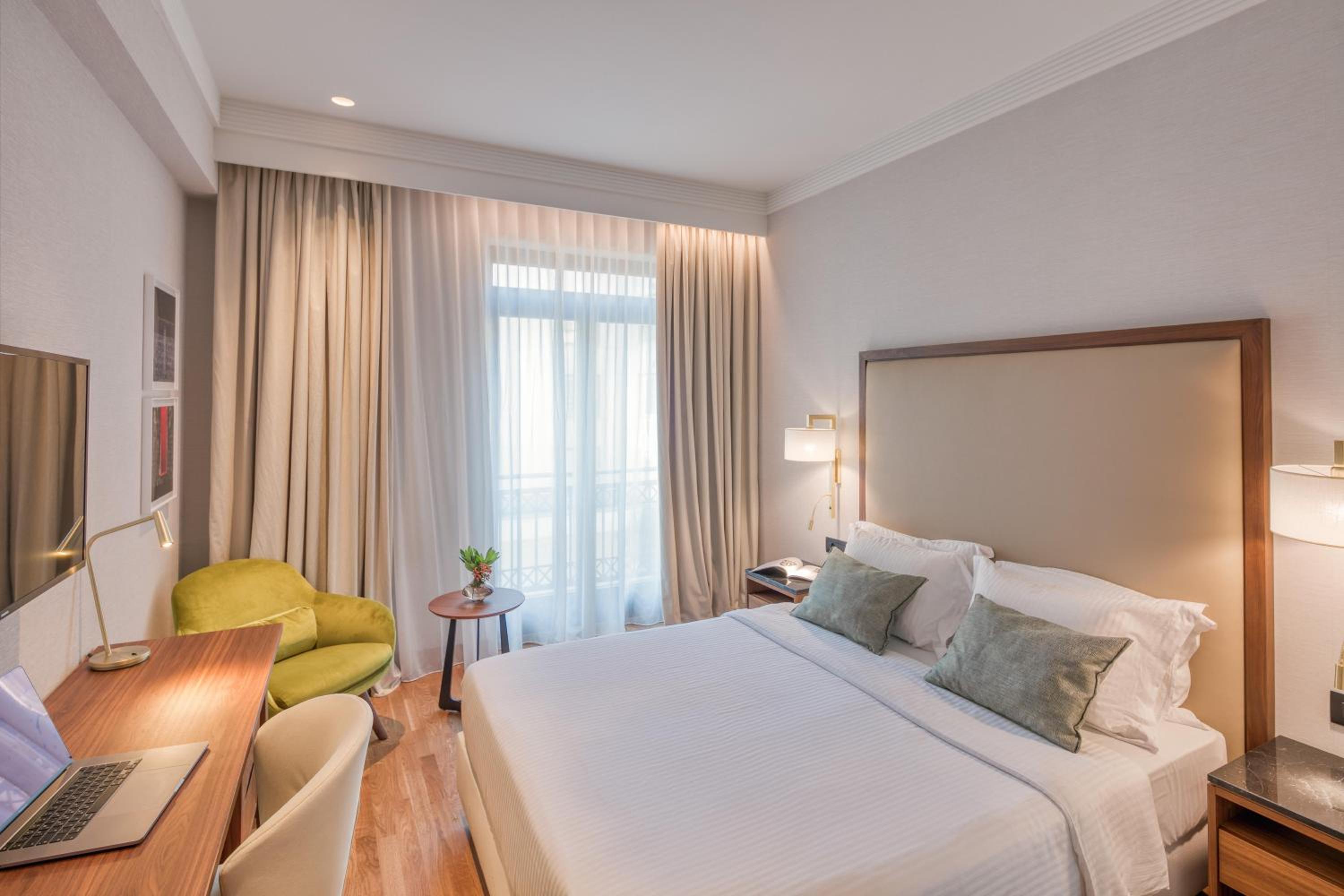 Classic Double Or Twin  Room - Photo 2